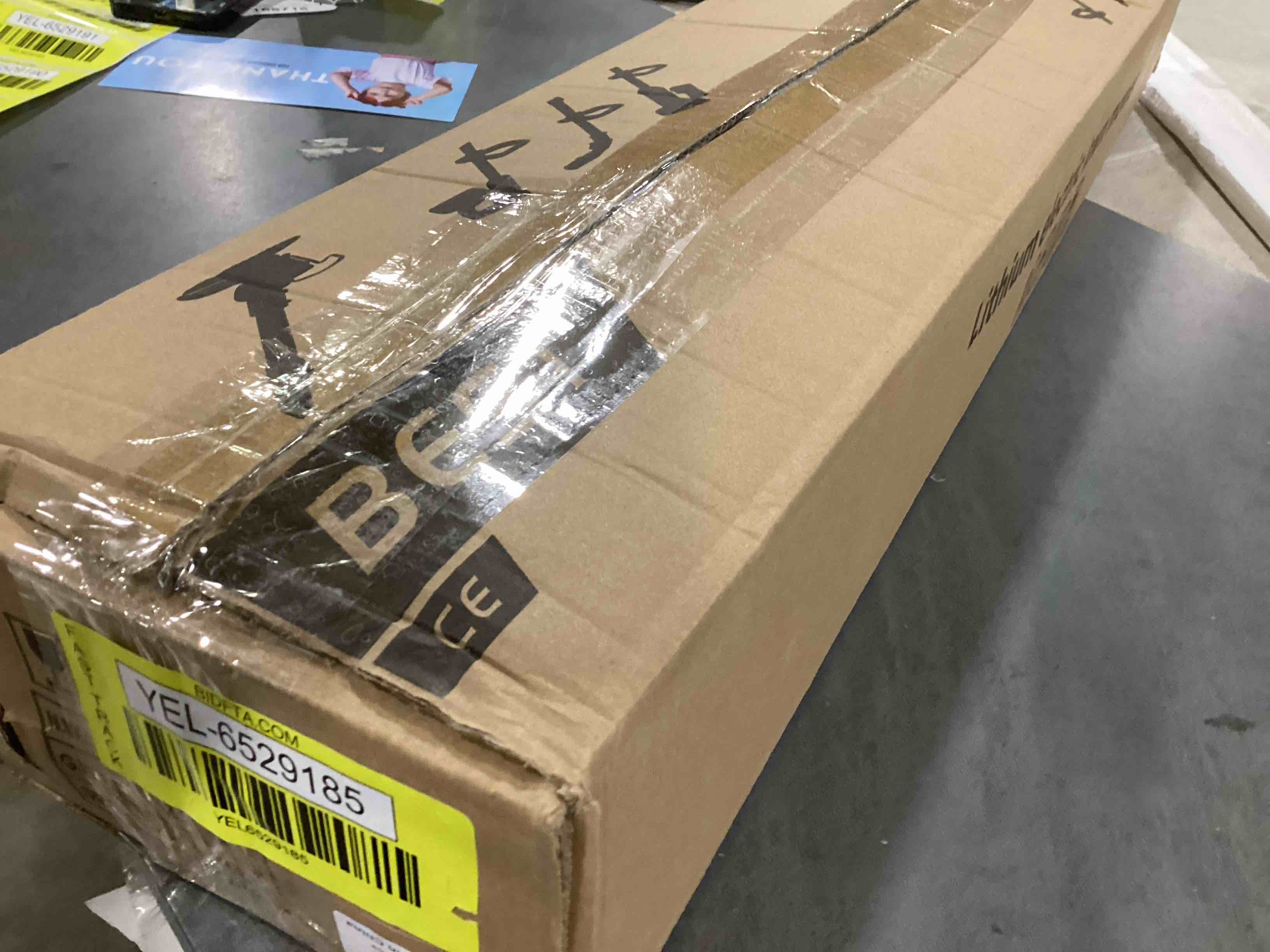 https://s3.amazonaws.com/lotting-images-prod/bidfta/YEL6529185_1720012103408.jpeg