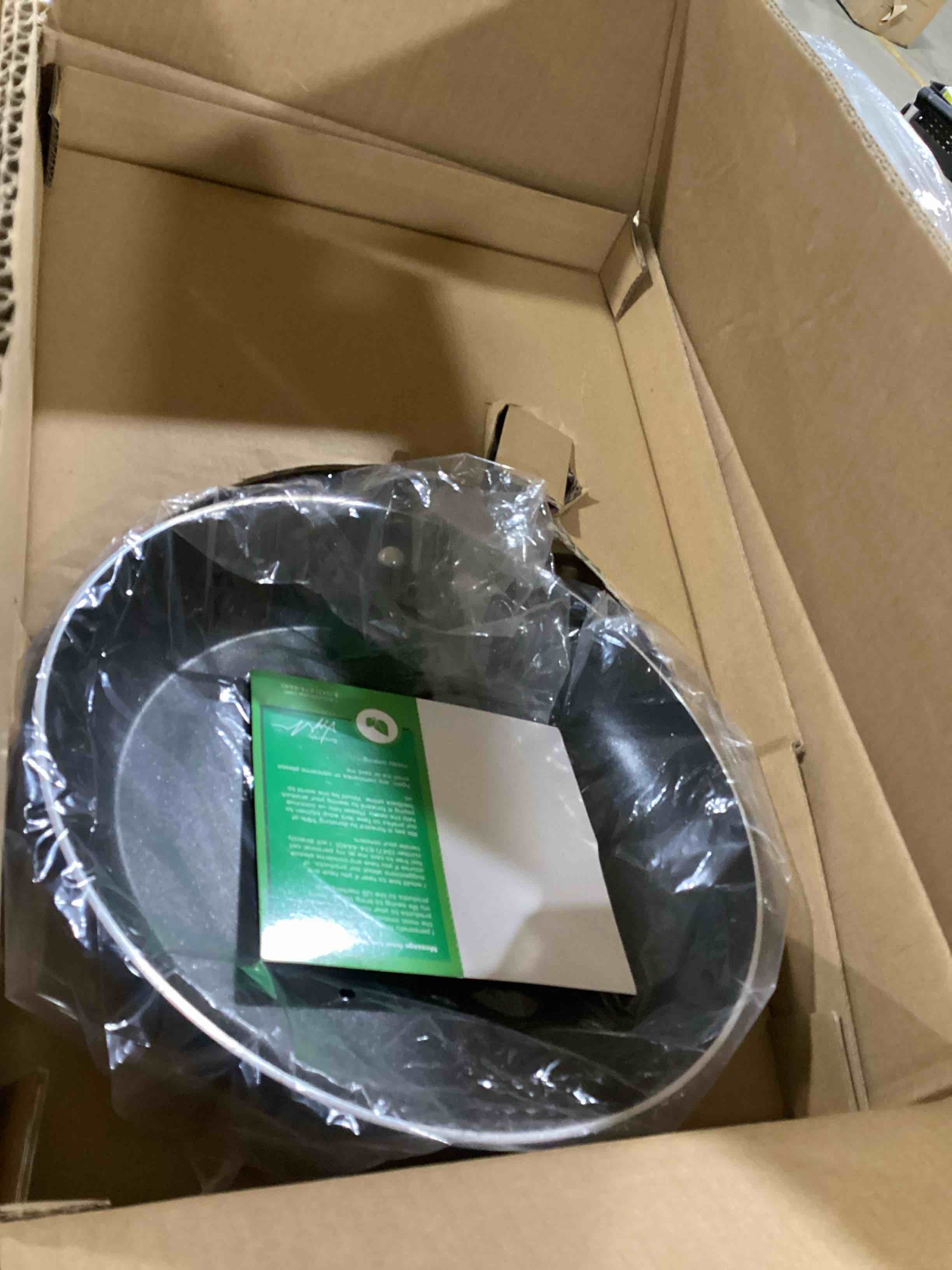 https://s3.amazonaws.com/lotting-images-prod/bidfta/YEL6529368_1720200484513.jpeg