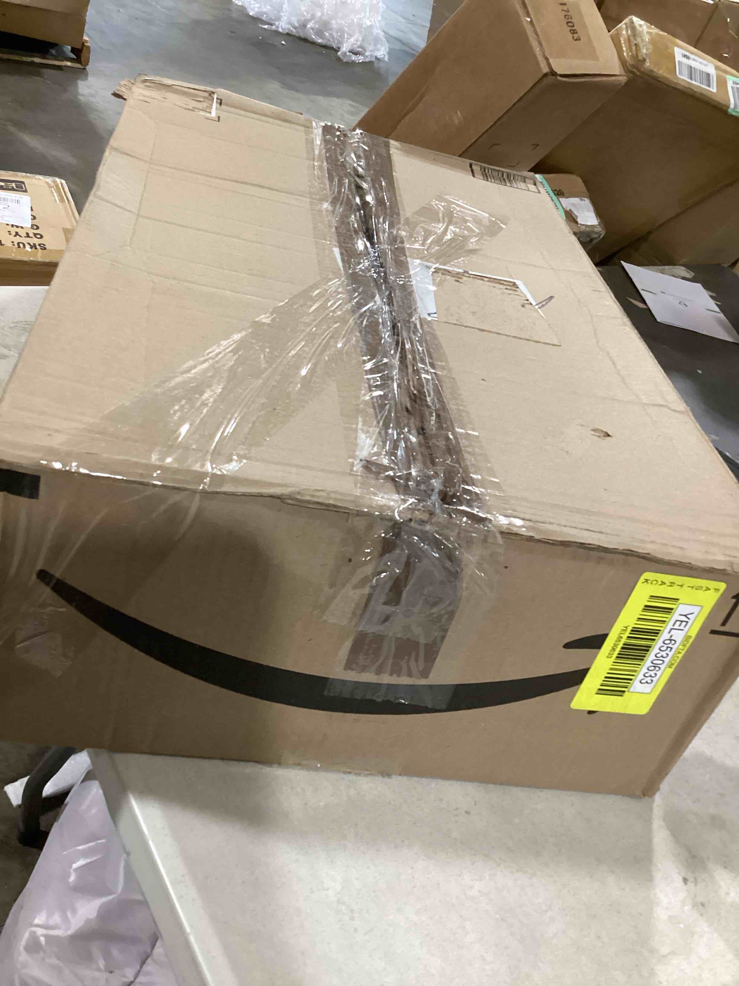 https://s3.amazonaws.com/lotting-images-prod/bidfta/YEL6530633_1720012900566.jpeg