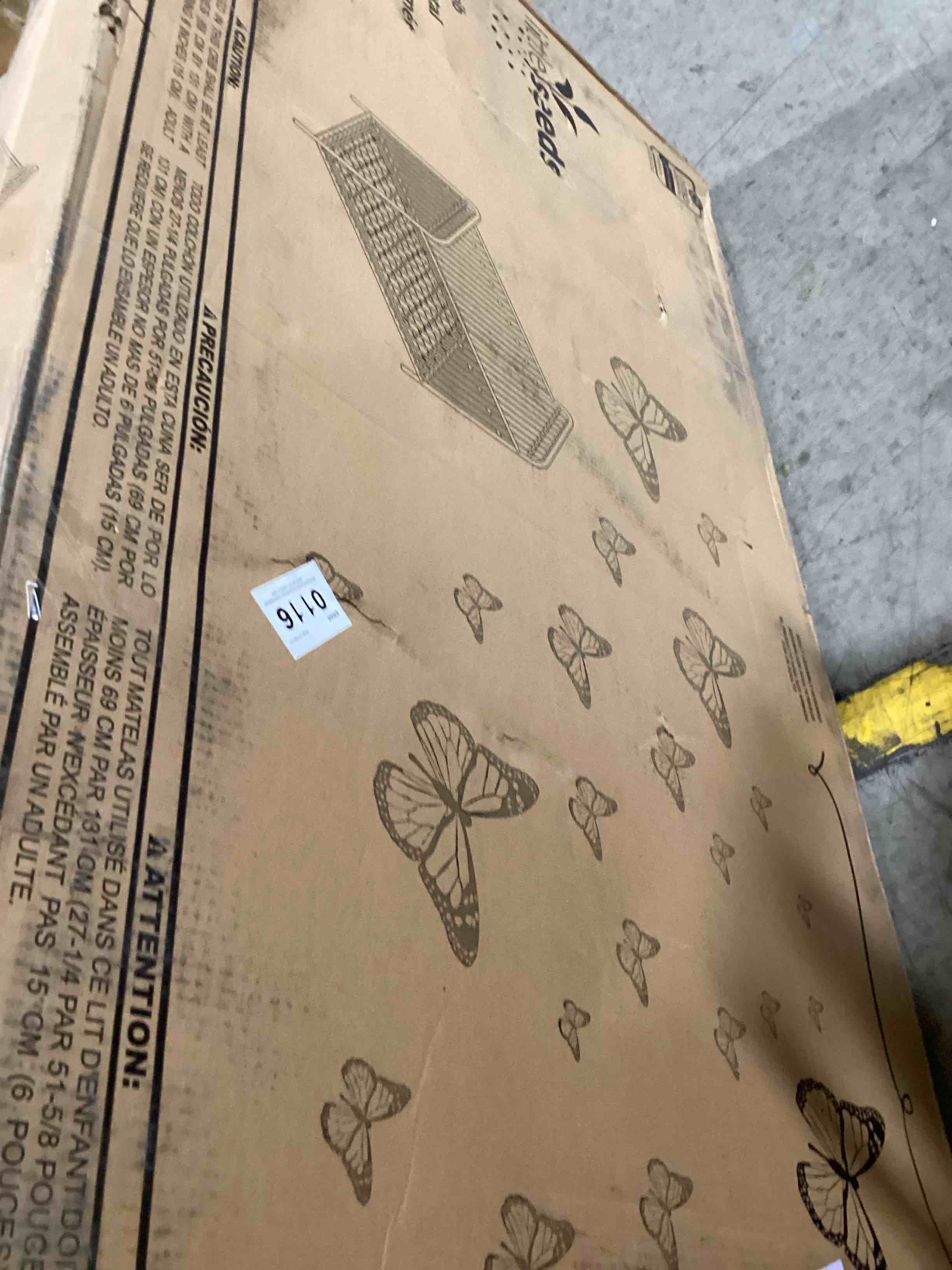 https://s3.amazonaws.com/lotting-images-prod/bidfta/YEL6531706_1718375365376.jpeg