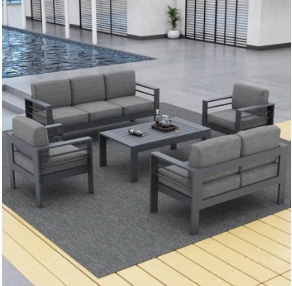 7 - Person Outdoor Seating Group with Cushions(incomplete coffee table only )