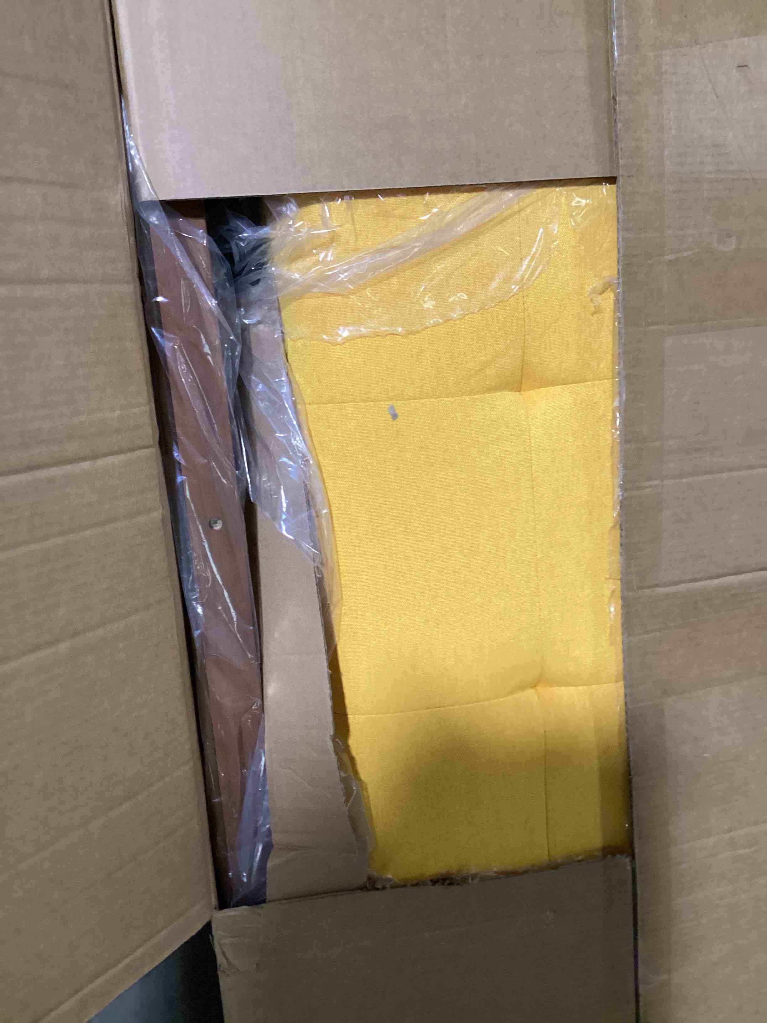 https://s3.amazonaws.com/lotting-images-prod/bidfta/YEL6533285_1720442068869.jpeg