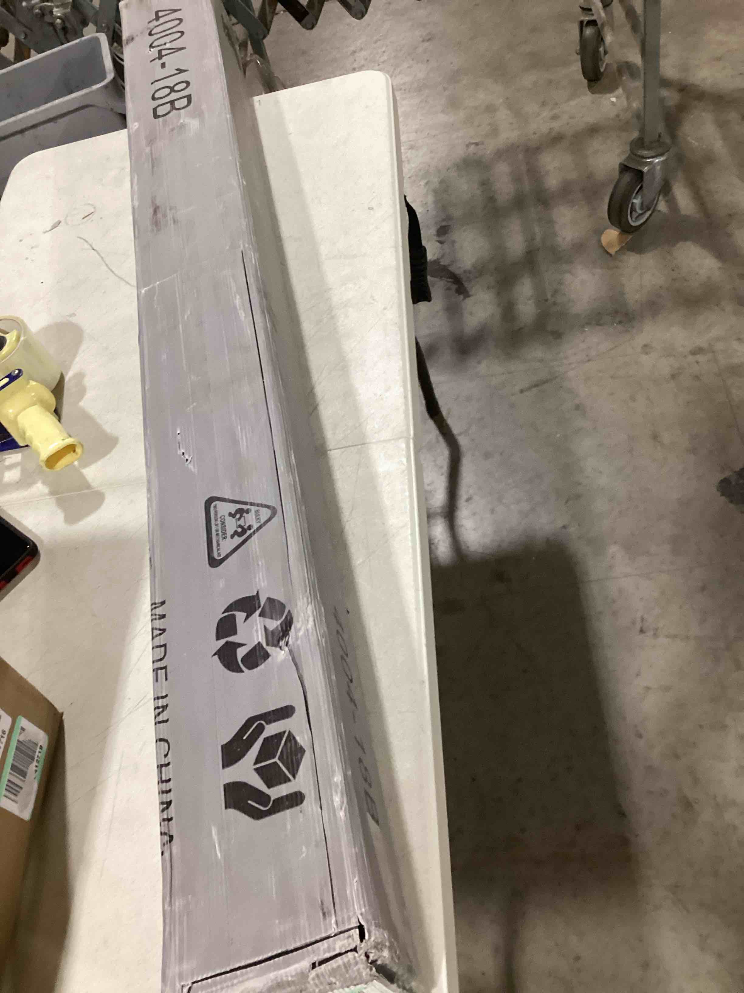 https://s3.amazonaws.com/lotting-images-prod/bidfta/YEL6534891_1720018328734.jpeg