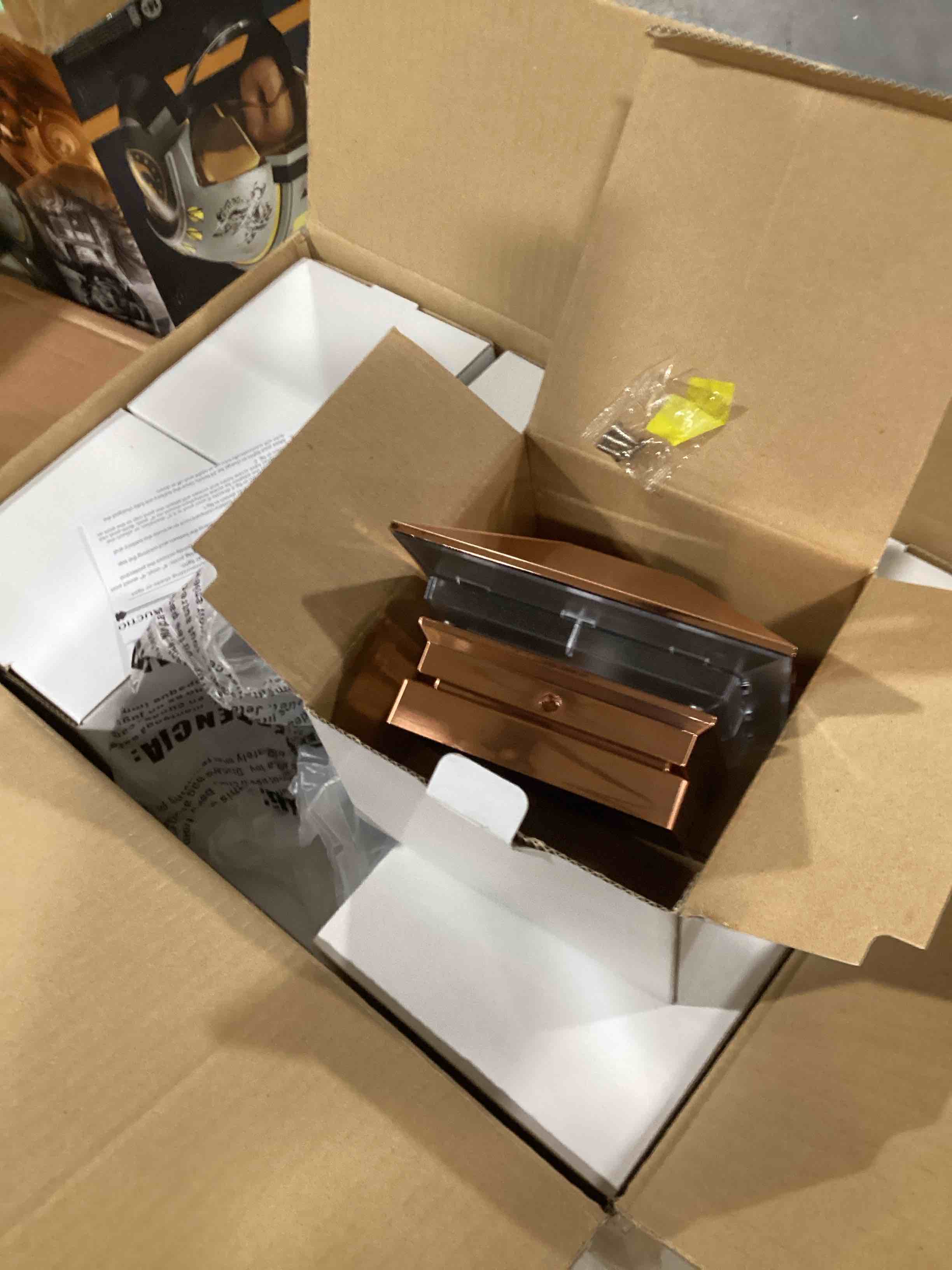 https://s3.amazonaws.com/lotting-images-prod/bidfta/YEL6535136_1720528325568.jpeg