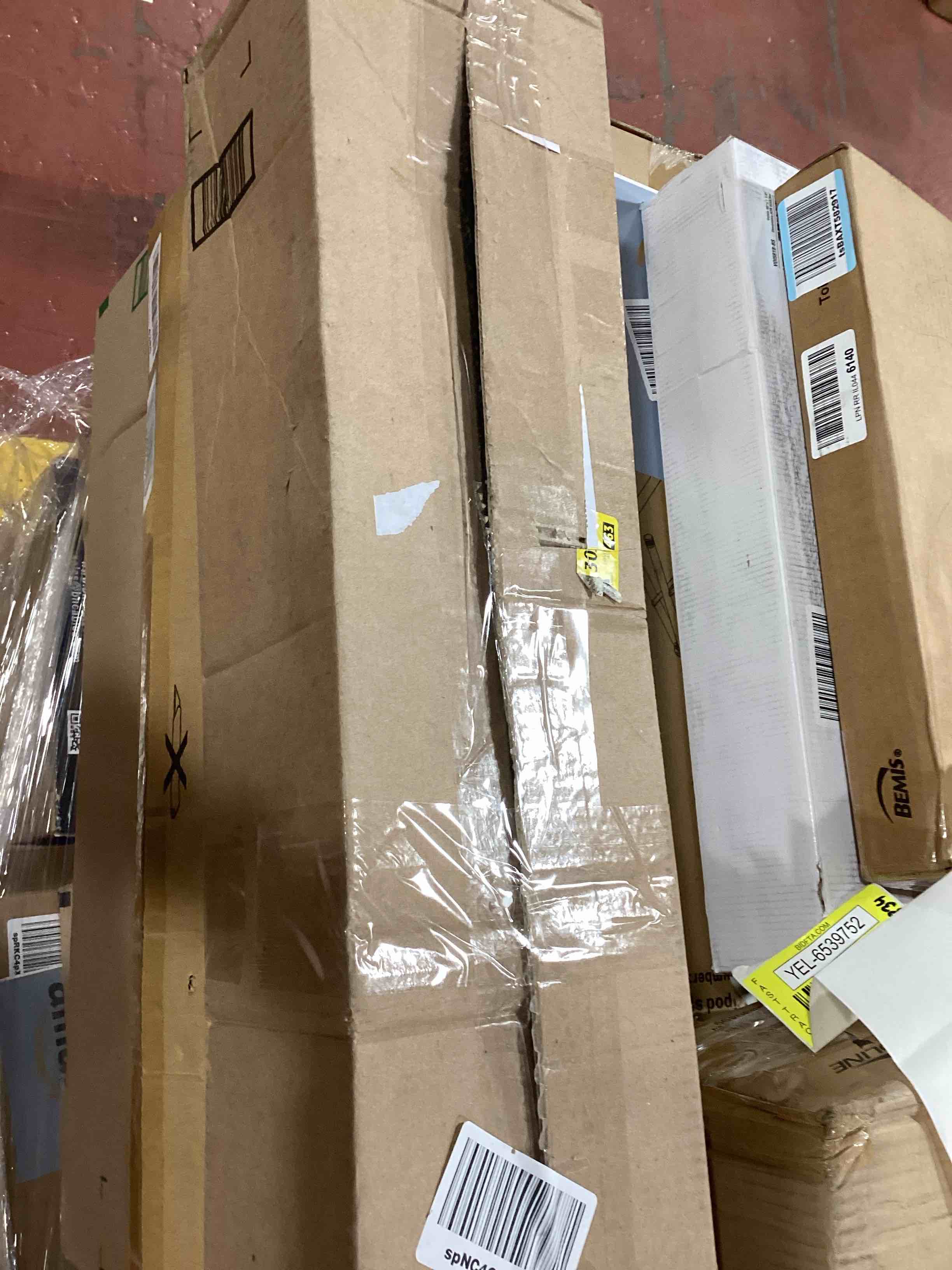 https://s3.amazonaws.com/lotting-images-prod/bidfta/YEL6539751_1718632554569.jpeg
