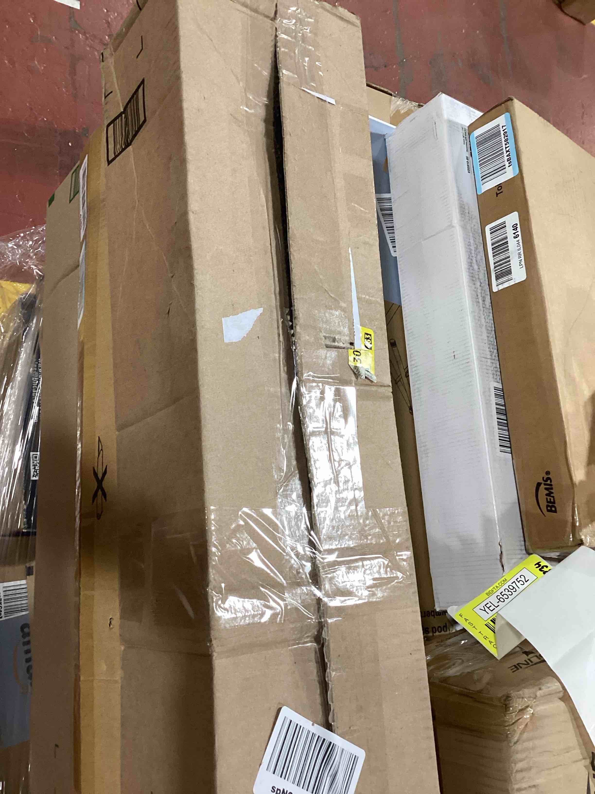 https://s3.amazonaws.com/lotting-images-prod/bidfta/YEL6539751_1718632555289.jpeg