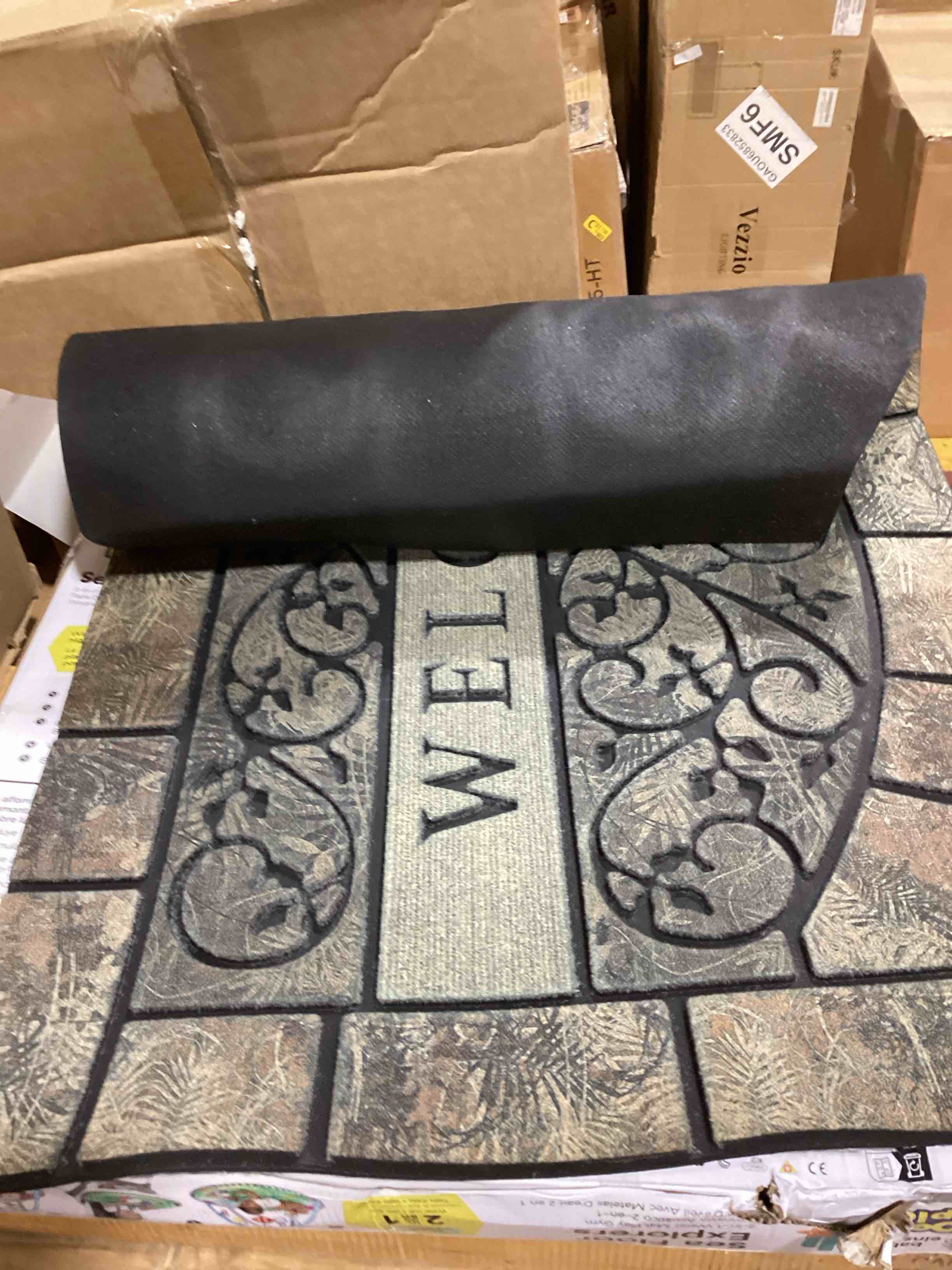 https://s3.amazonaws.com/lotting-images-prod/bidfta/YEL6539754_1718631071733.jpeg