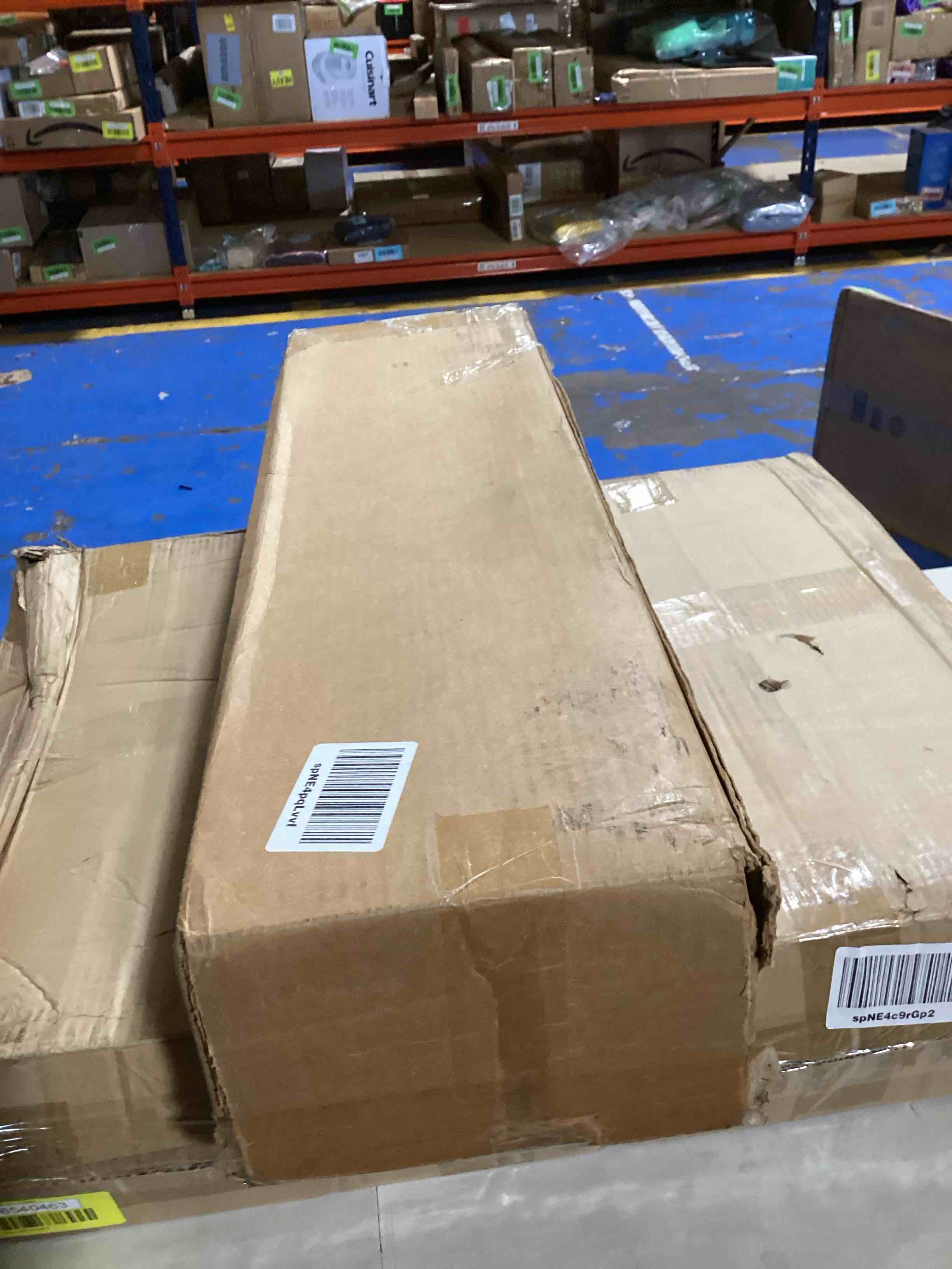 https://s3.amazonaws.com/lotting-images-prod/bidfta/YEL6540464_1722625755836.jpeg