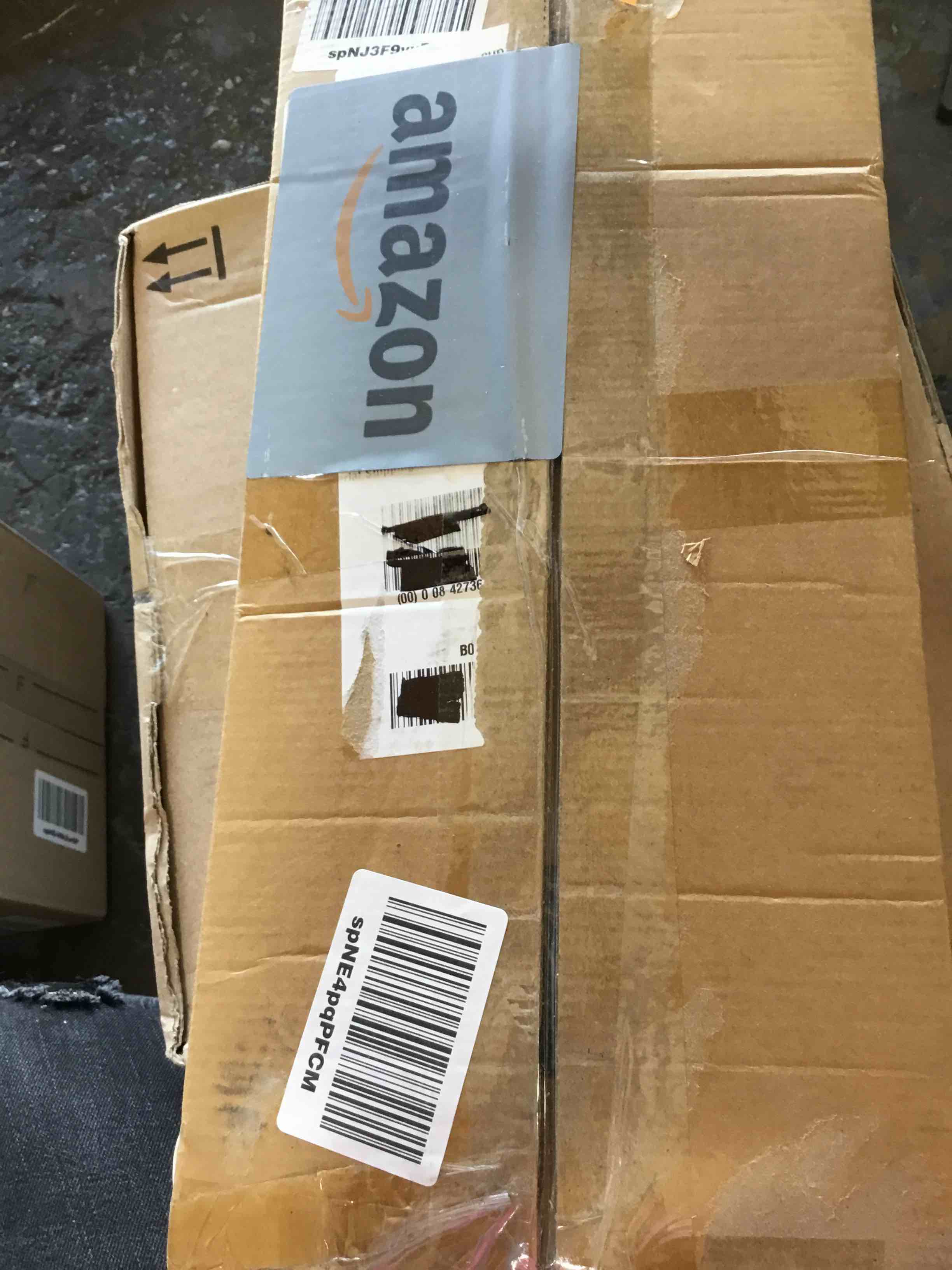 https://s3.amazonaws.com/lotting-images-prod/bidfta/YEL6541520_1724092329931.jpeg
