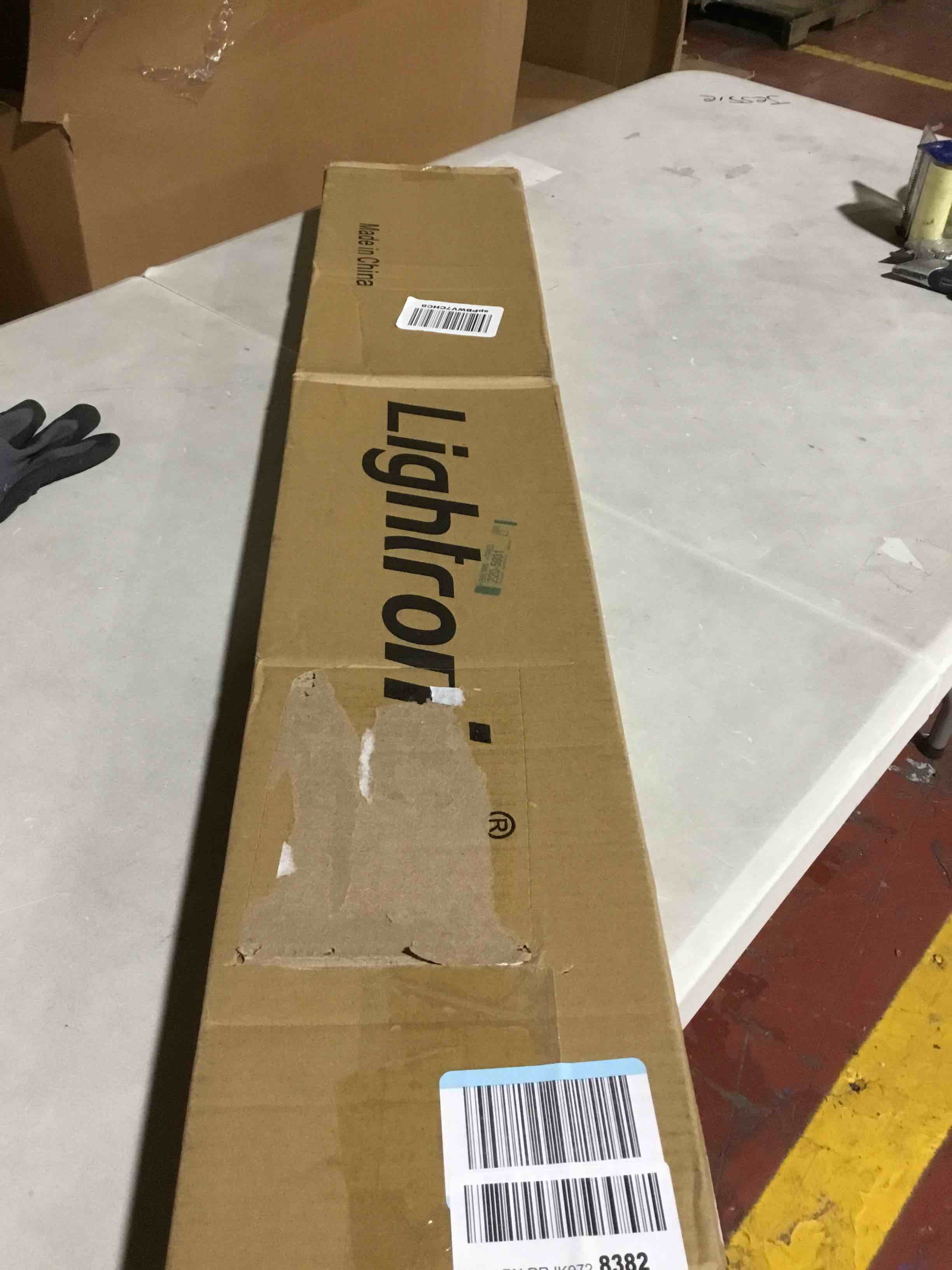 https://s3.amazonaws.com/lotting-images-prod/bidfta/YEL6544053_1717791468438.jpeg