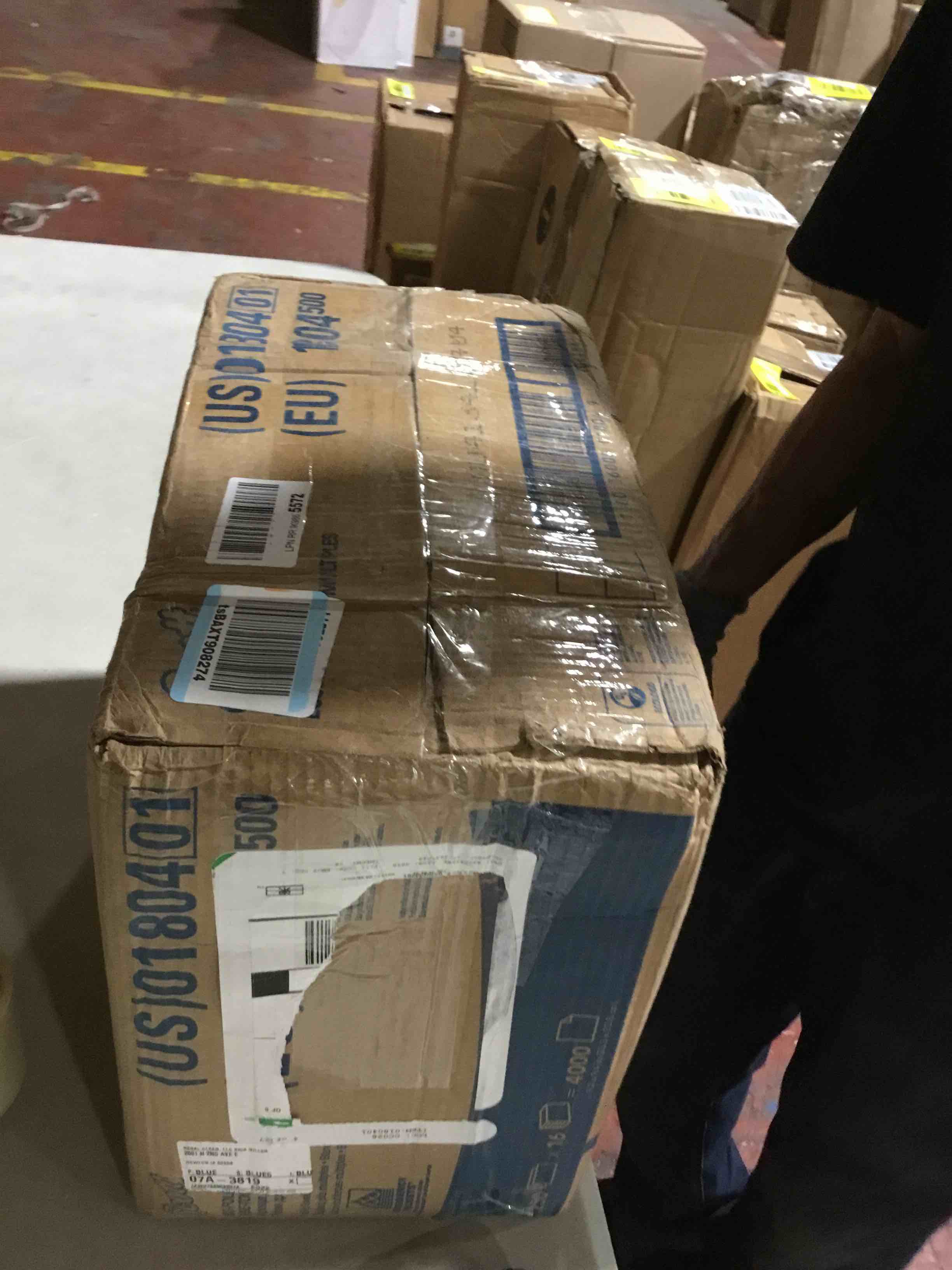 https://s3.amazonaws.com/lotting-images-prod/bidfta/YEL6544070_1717793772558.jpeg
