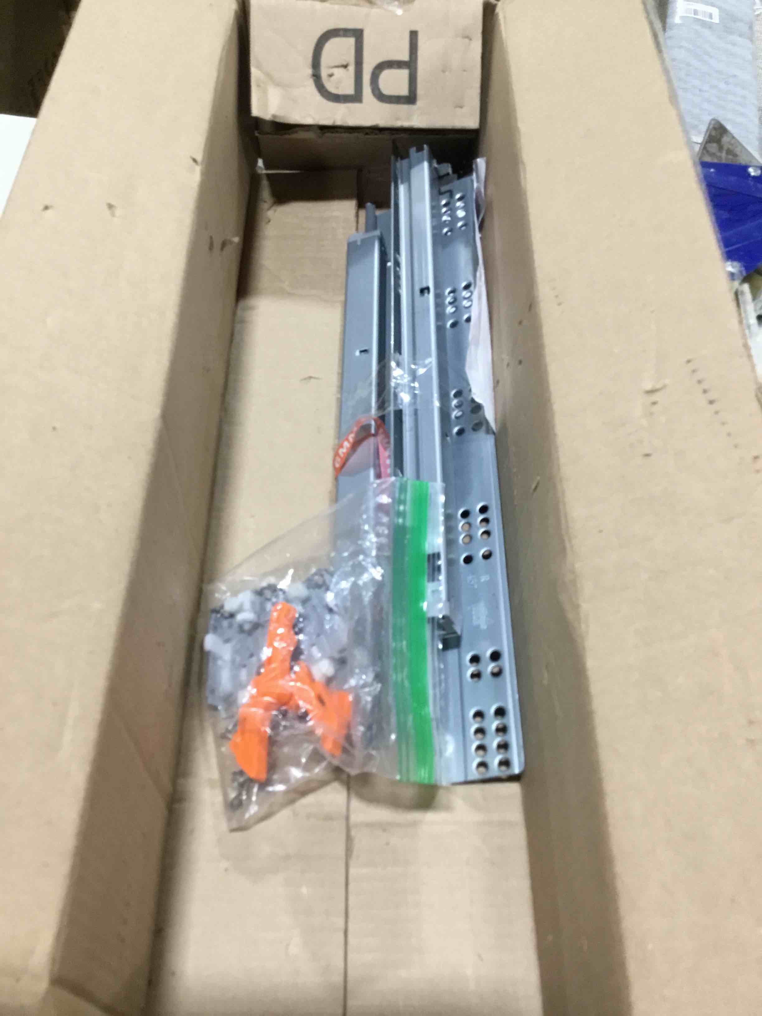 https://s3.amazonaws.com/lotting-images-prod/bidfta/YEL6545007_1718716389720.jpeg