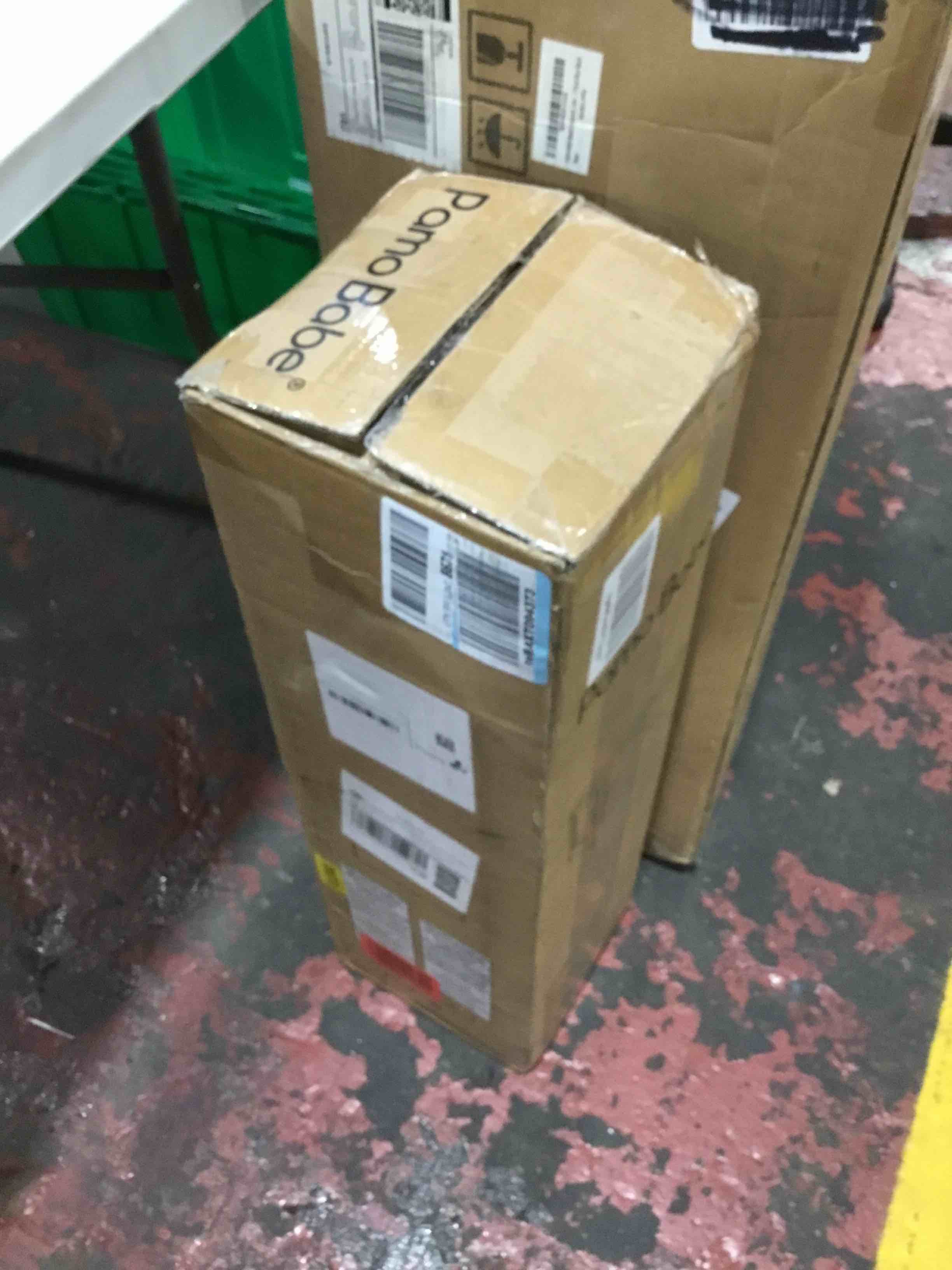 https://s3.amazonaws.com/lotting-images-prod/bidfta/YEL6545018_1718717993981.jpeg