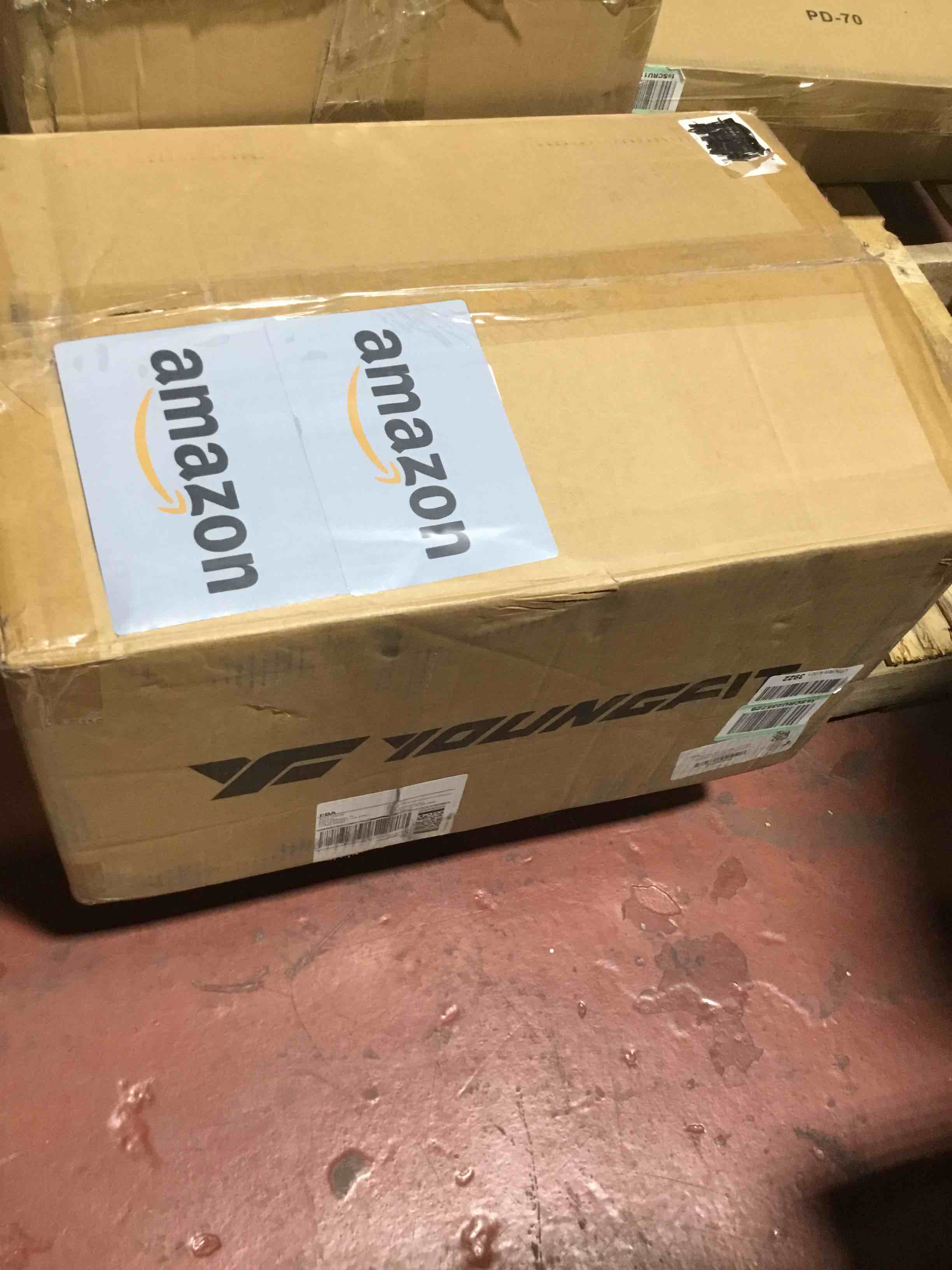 https://s3.amazonaws.com/lotting-images-prod/bidfta/YEL6545619_1719607596555.jpeg