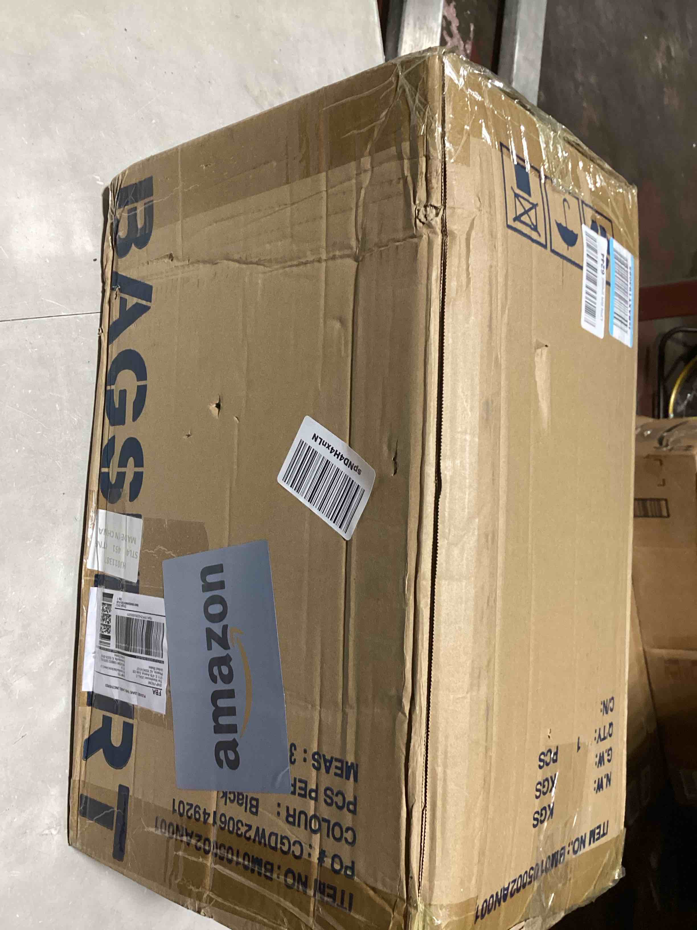 https://s3.amazonaws.com/lotting-images-prod/bidfta/YEL6546135_1722347222487.jpeg