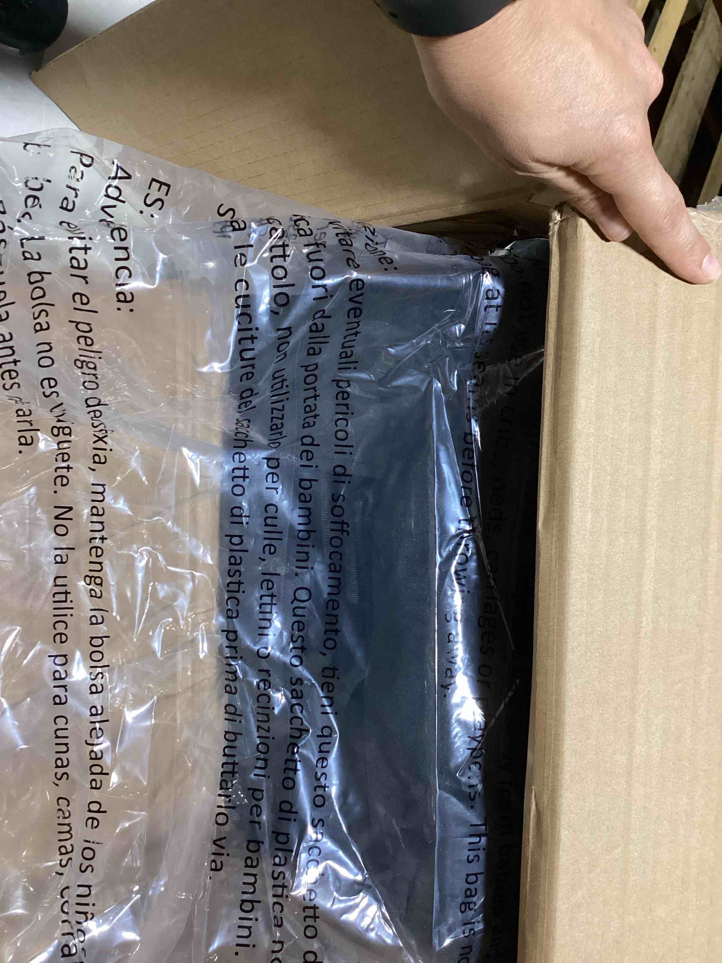 https://s3.amazonaws.com/lotting-images-prod/bidfta/YEL6546136_1722347404887.jpeg