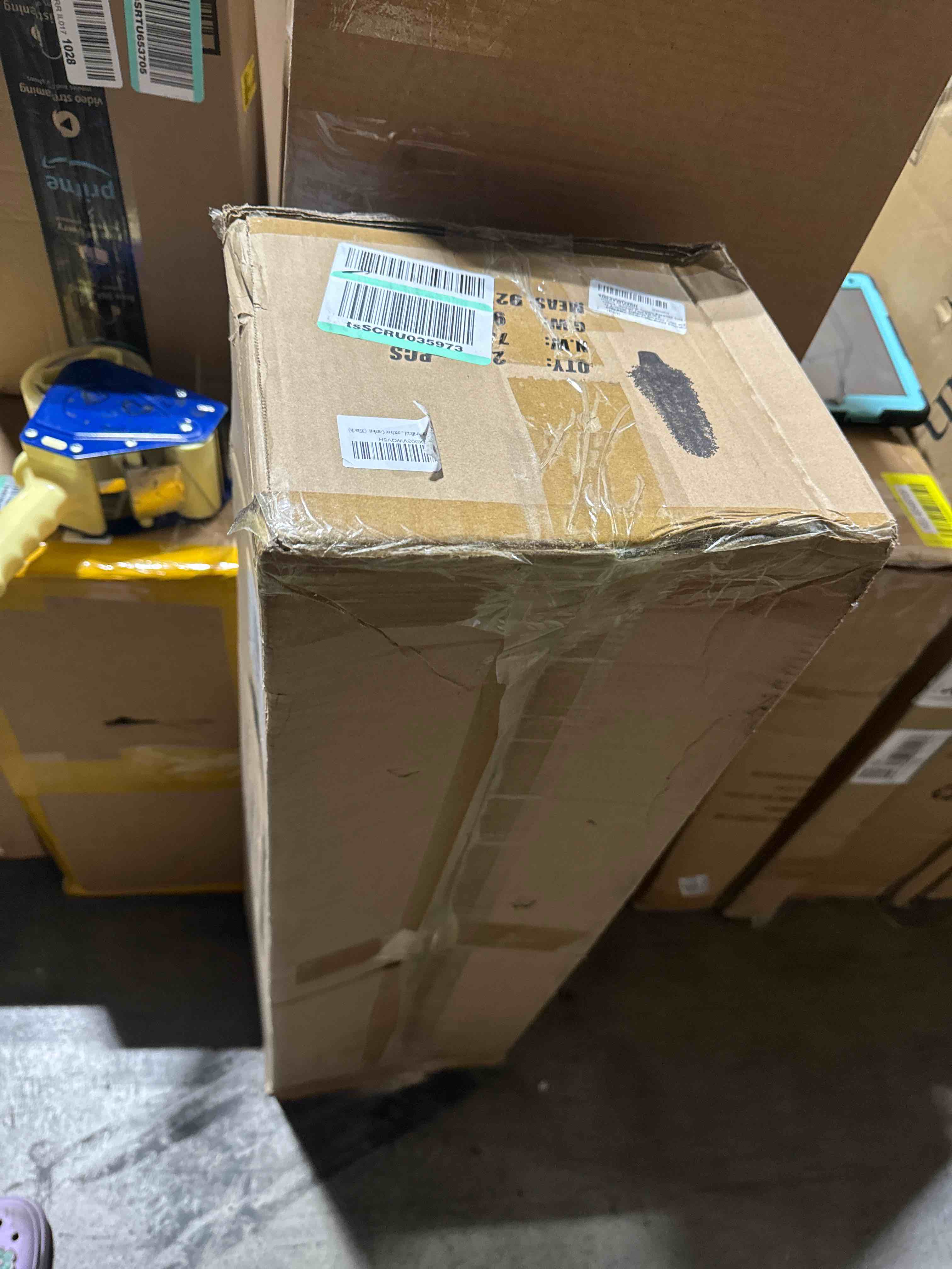 https://s3.amazonaws.com/lotting-images-prod/bidfta/YEL6548715_1721158652318.jpeg