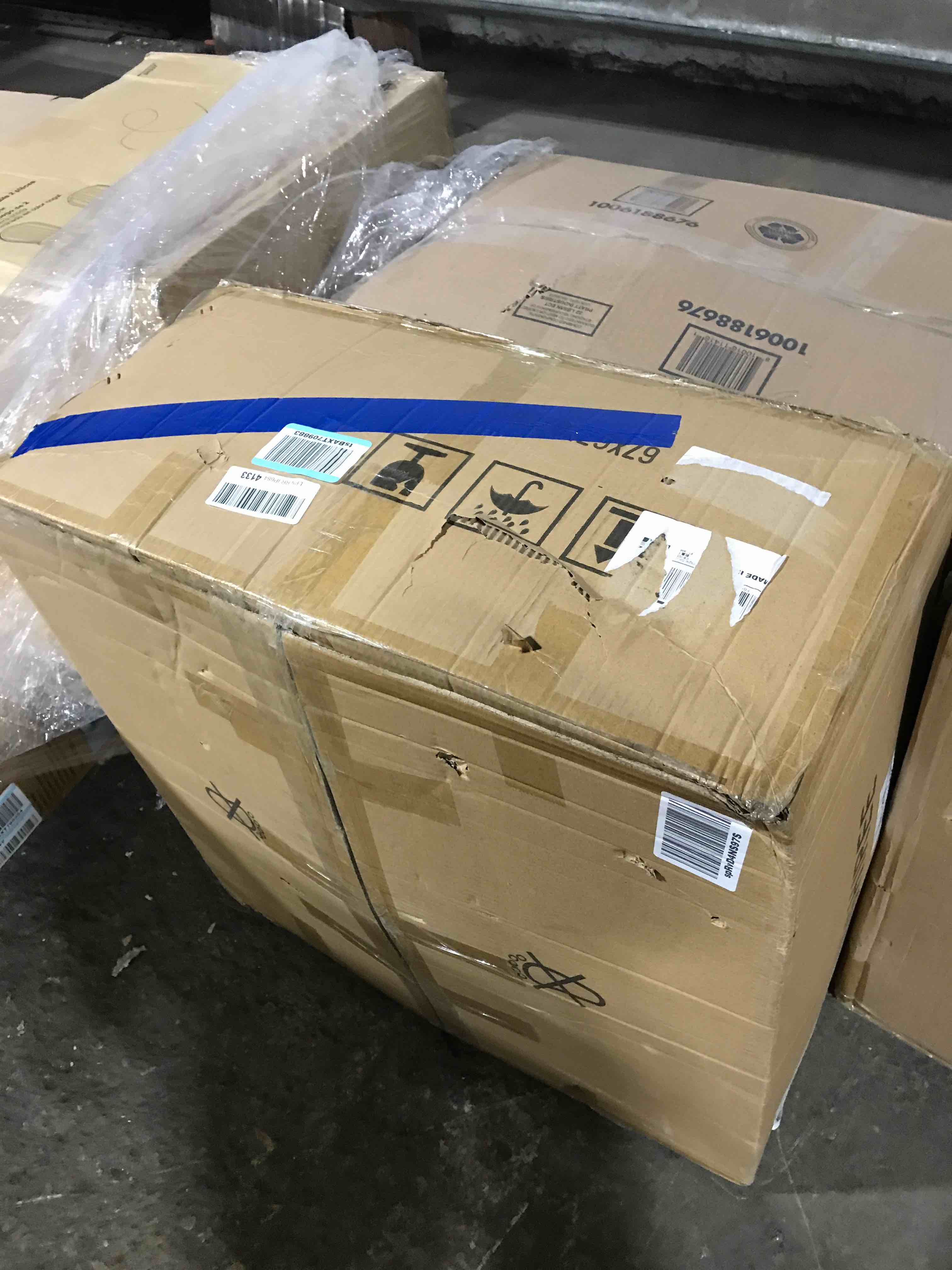 https://s3.amazonaws.com/lotting-images-prod/bidfta/YEL6549029_1721330612340.jpeg