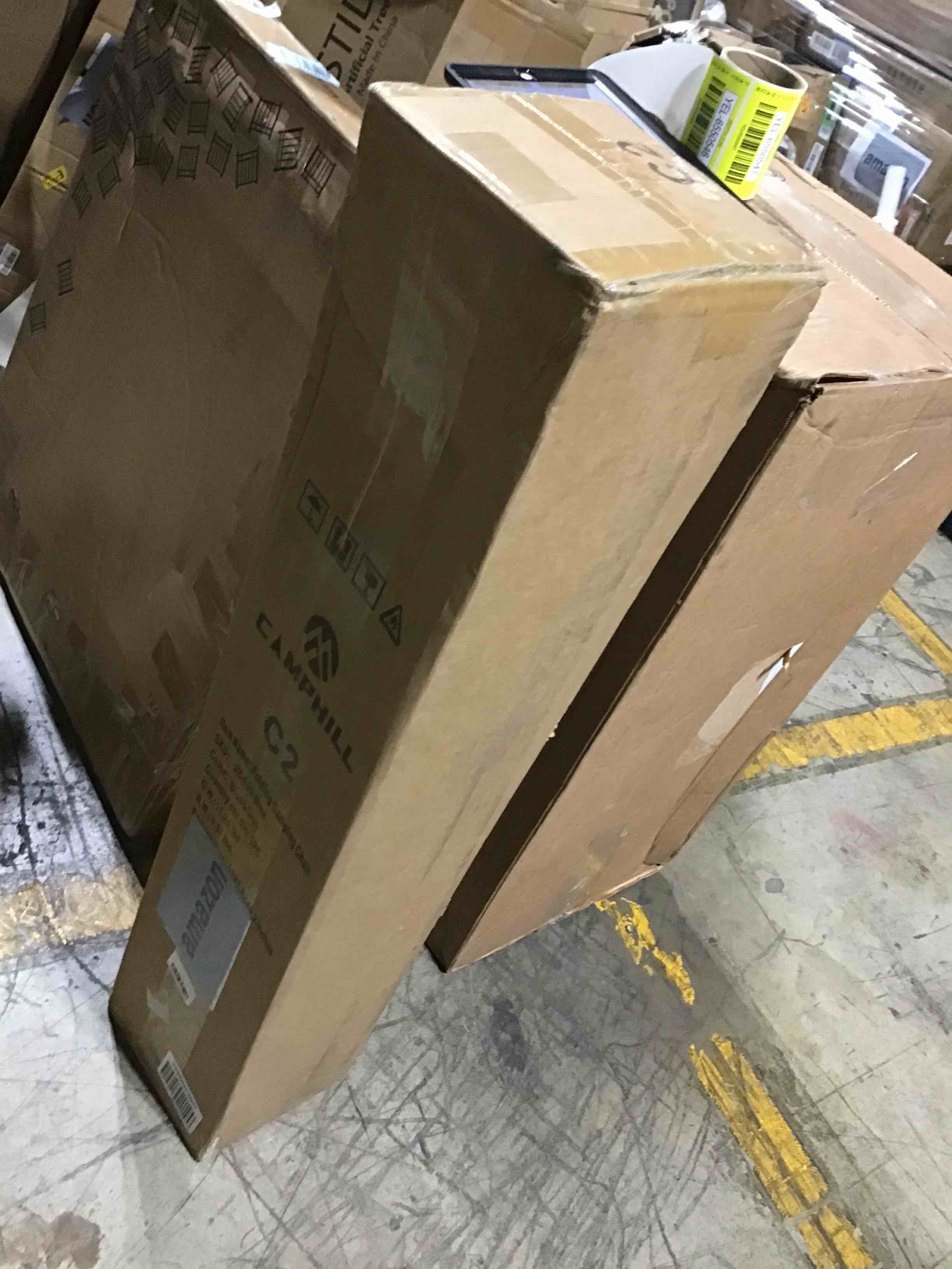 https://s3.amazonaws.com/lotting-images-prod/bidfta/YEL6550604_1722354567106.jpeg