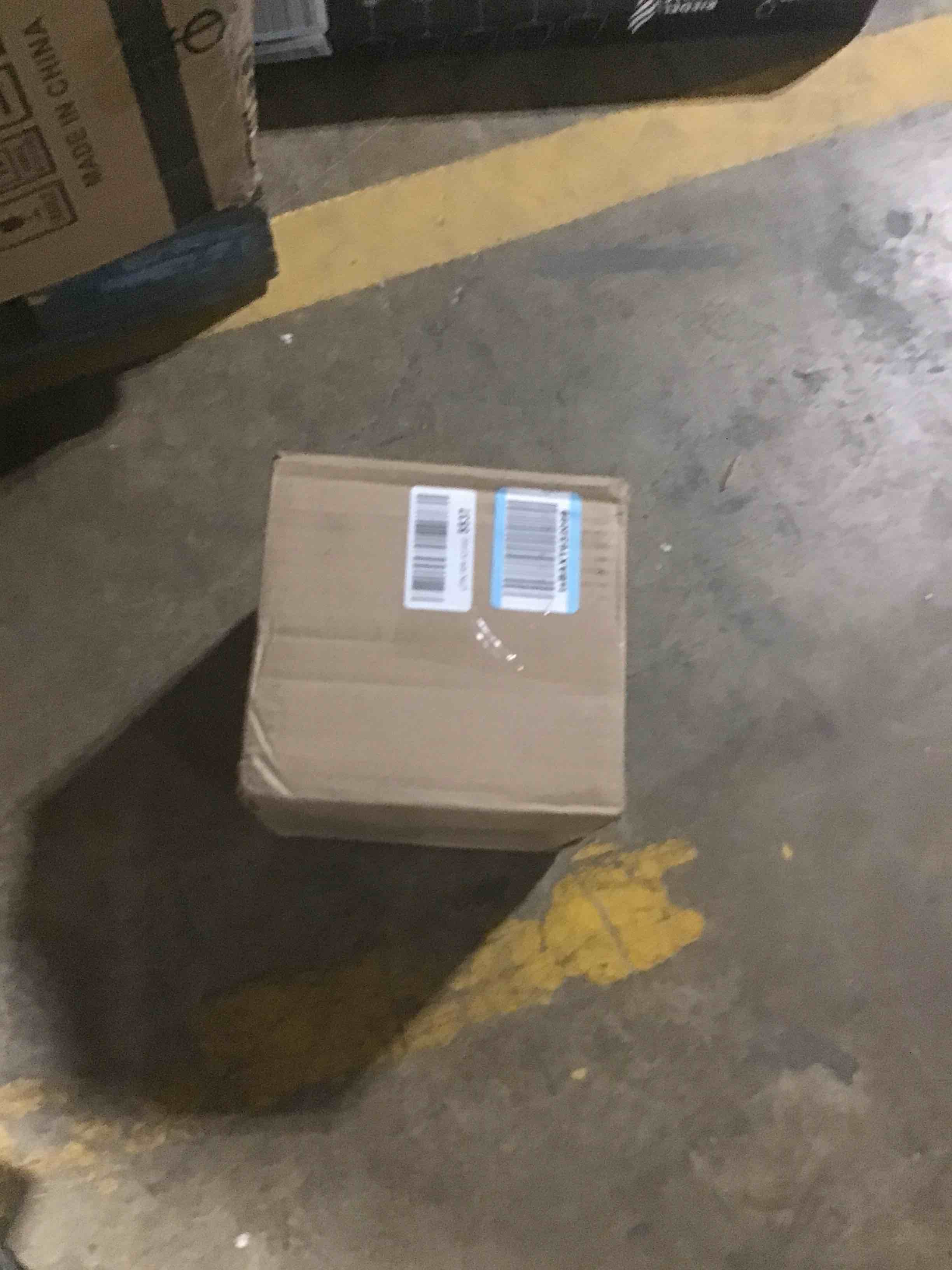 https://s3.amazonaws.com/lotting-images-prod/bidfta/YEL6551263_1718295085903.jpeg