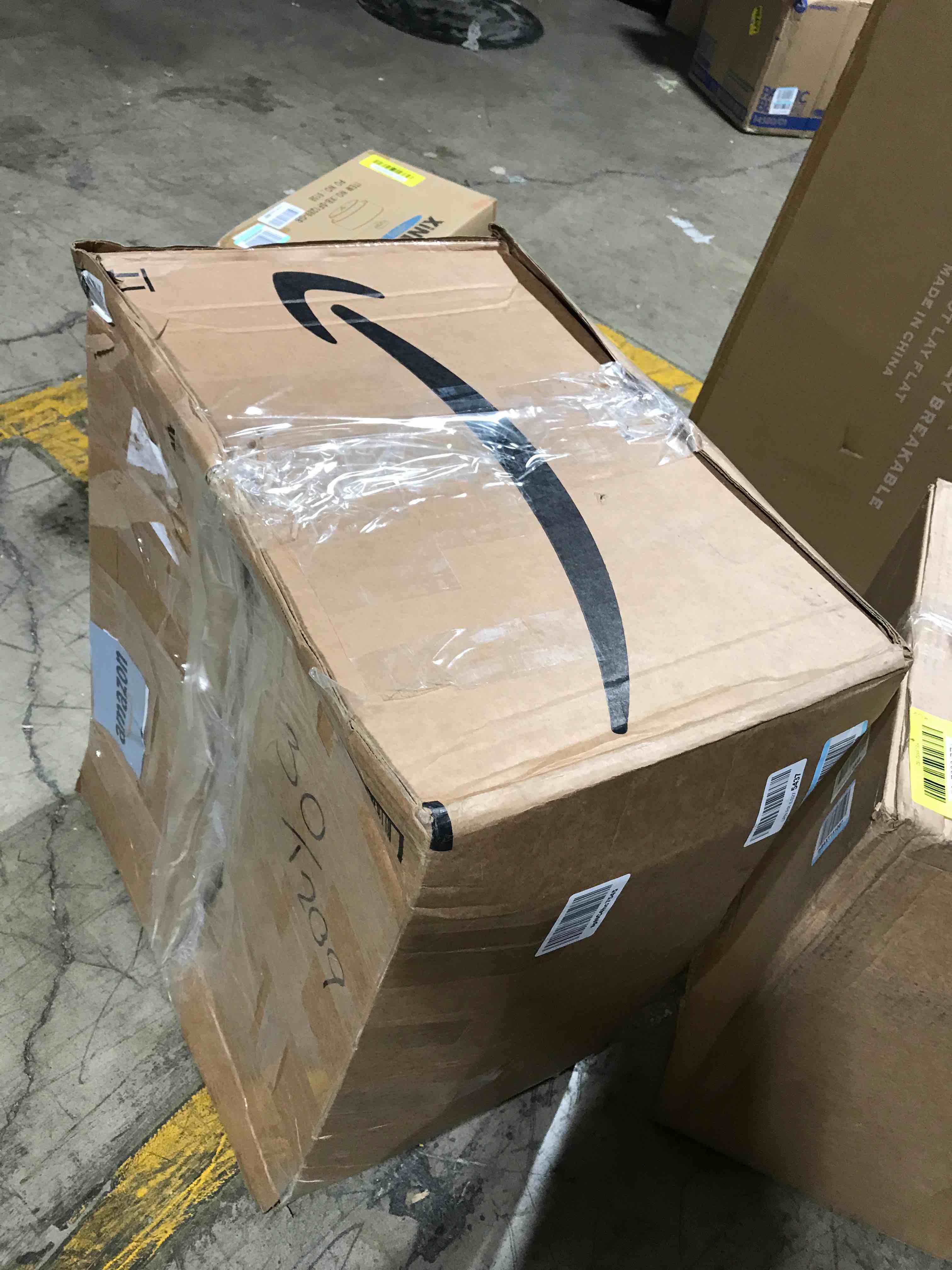 https://s3.amazonaws.com/lotting-images-prod/bidfta/YEL6552186_1719610807671.jpeg
