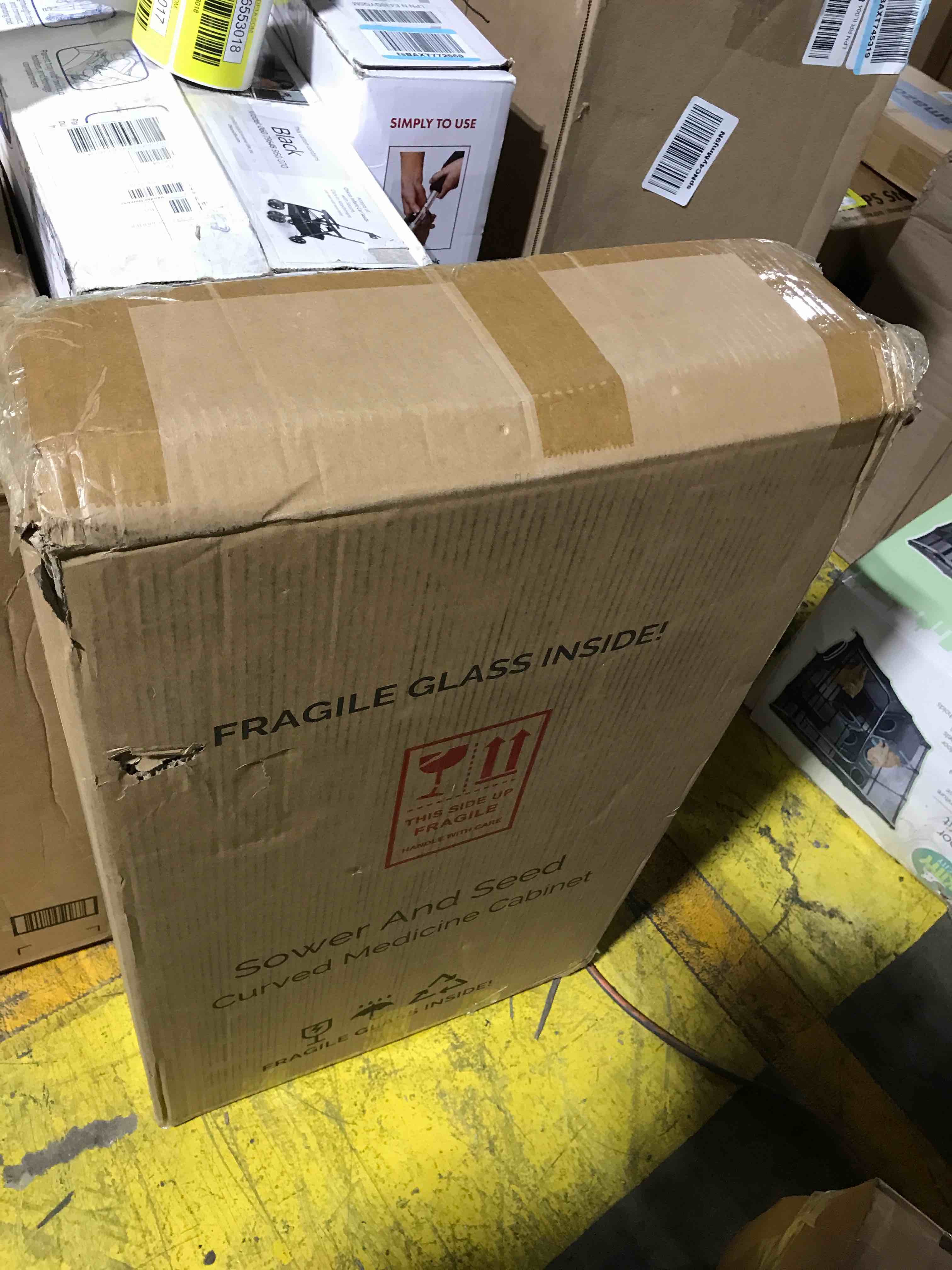 https://s3.amazonaws.com/lotting-images-prod/bidfta/YEL6553018_1723492774710.jpeg