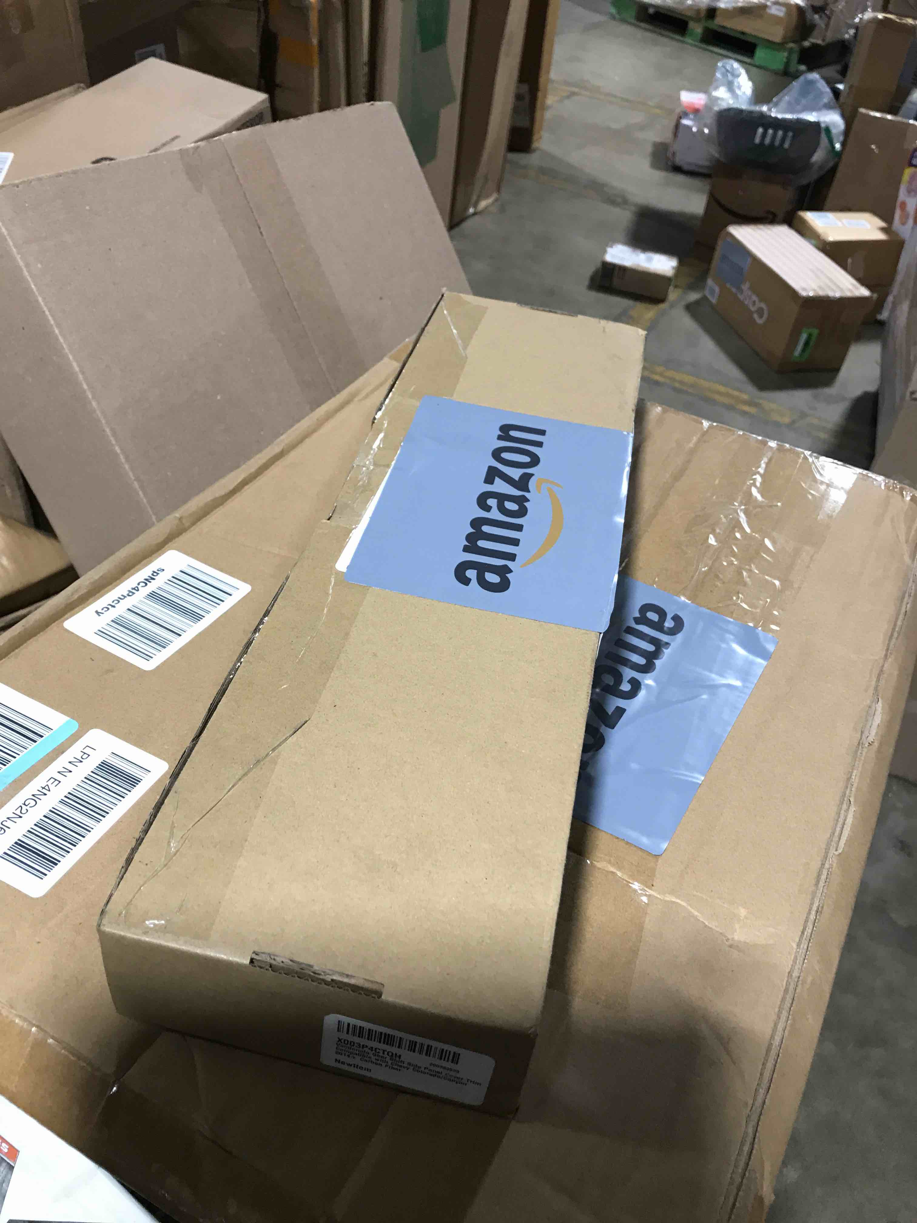 https://s3.amazonaws.com/lotting-images-prod/bidfta/YEL6553889_1724341329833.jpeg