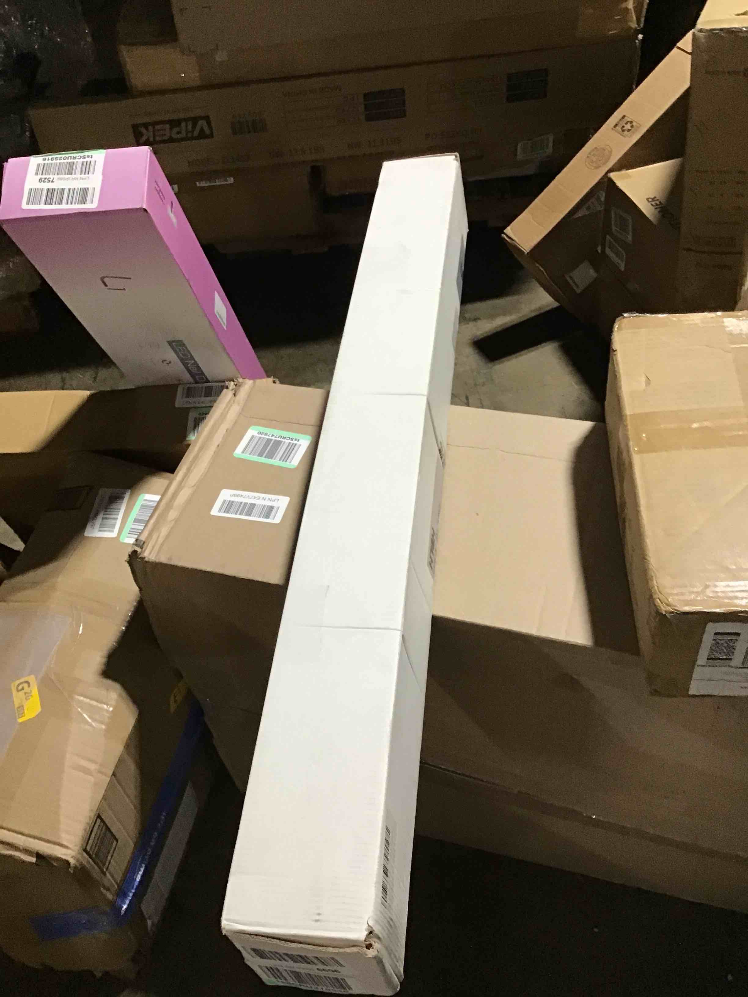 https://s3.amazonaws.com/lotting-images-prod/bidfta/YEL6554298_1722611005213.jpeg
