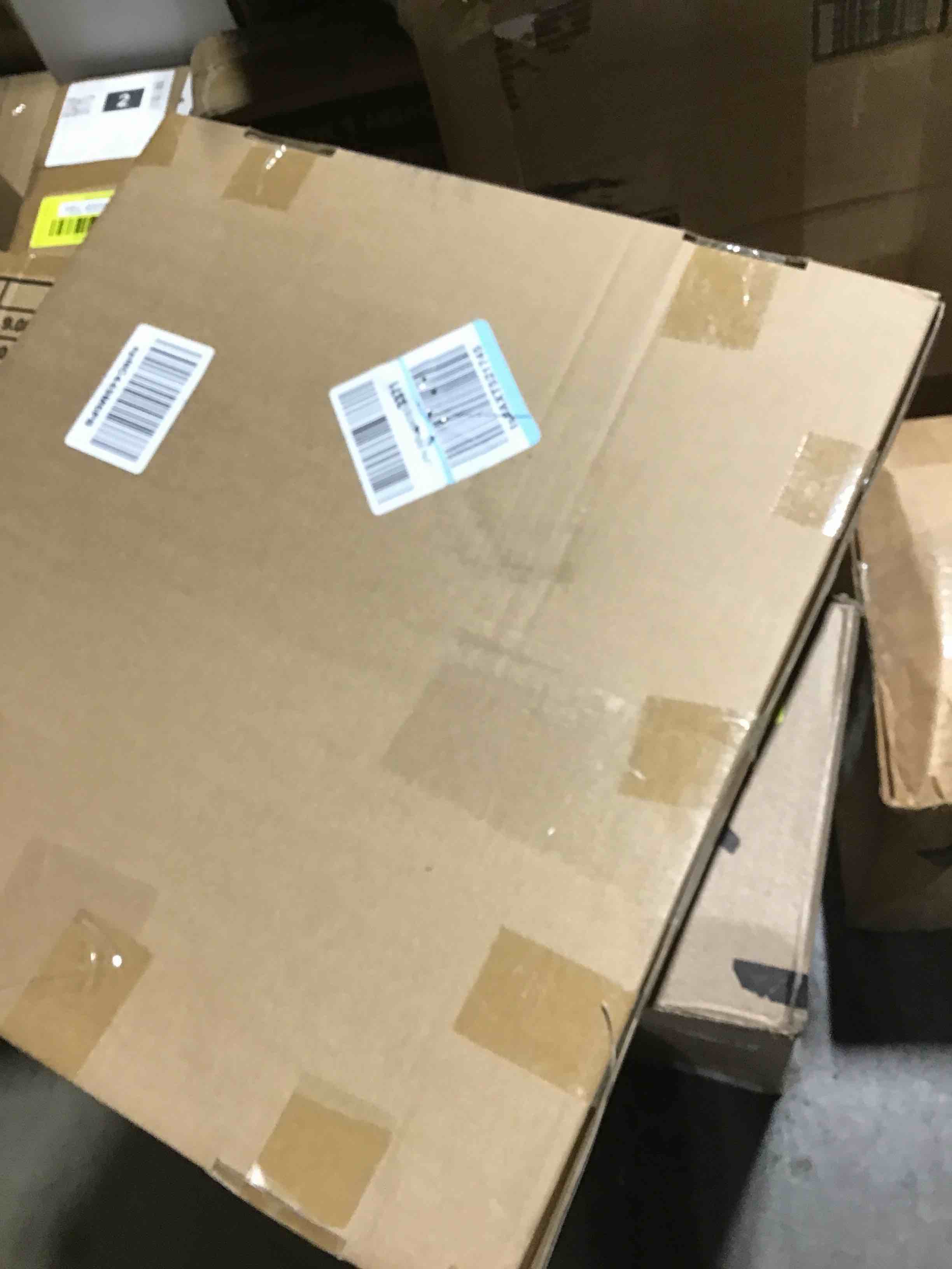 https://s3.amazonaws.com/lotting-images-prod/bidfta/YEL6555728_1718474576759.jpeg