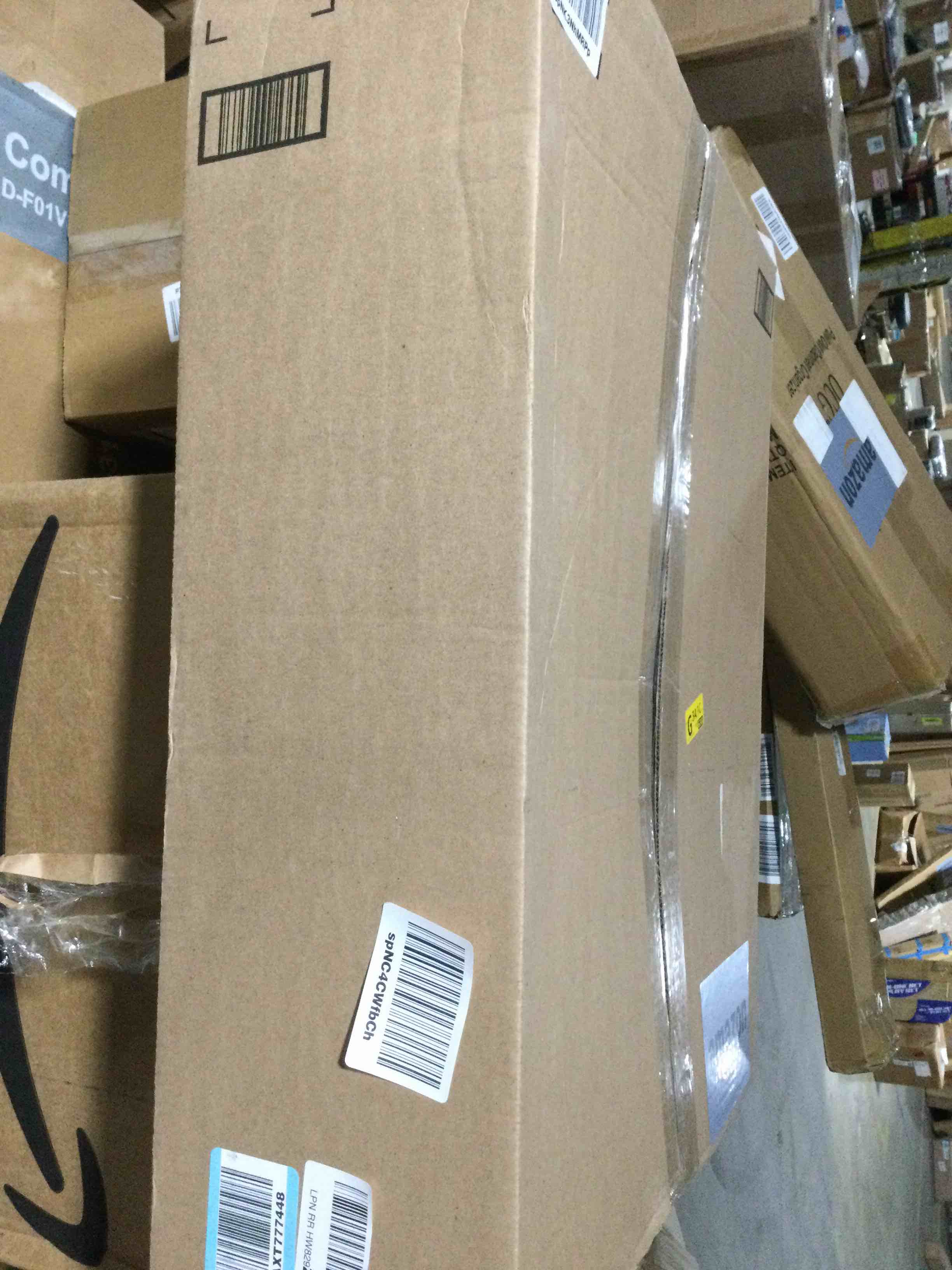 https://s3.amazonaws.com/lotting-images-prod/bidfta/YEL6555774_1718474838138.jpeg