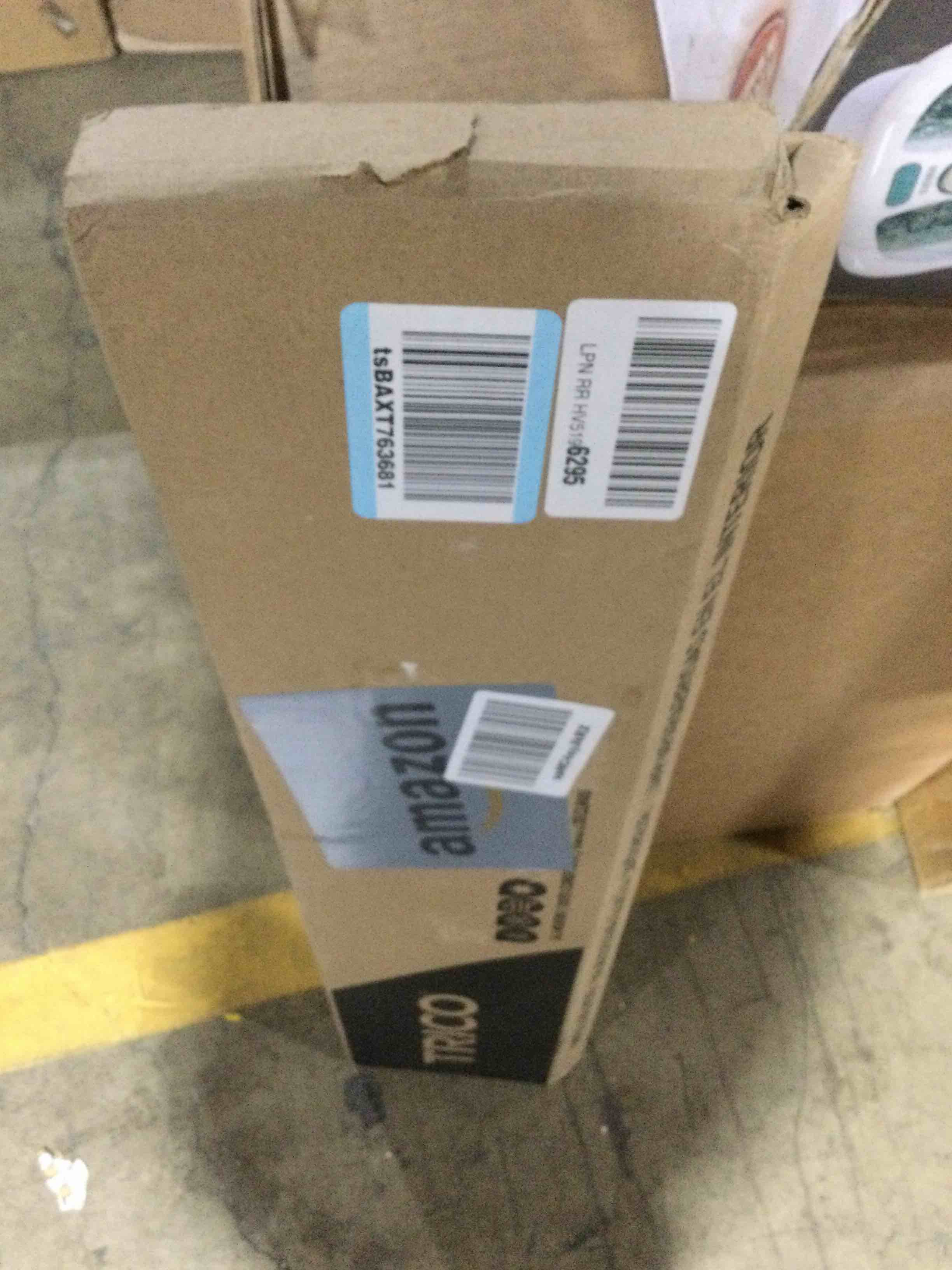 https://s3.amazonaws.com/lotting-images-prod/bidfta/YEL6555782_1718635598901.jpeg
