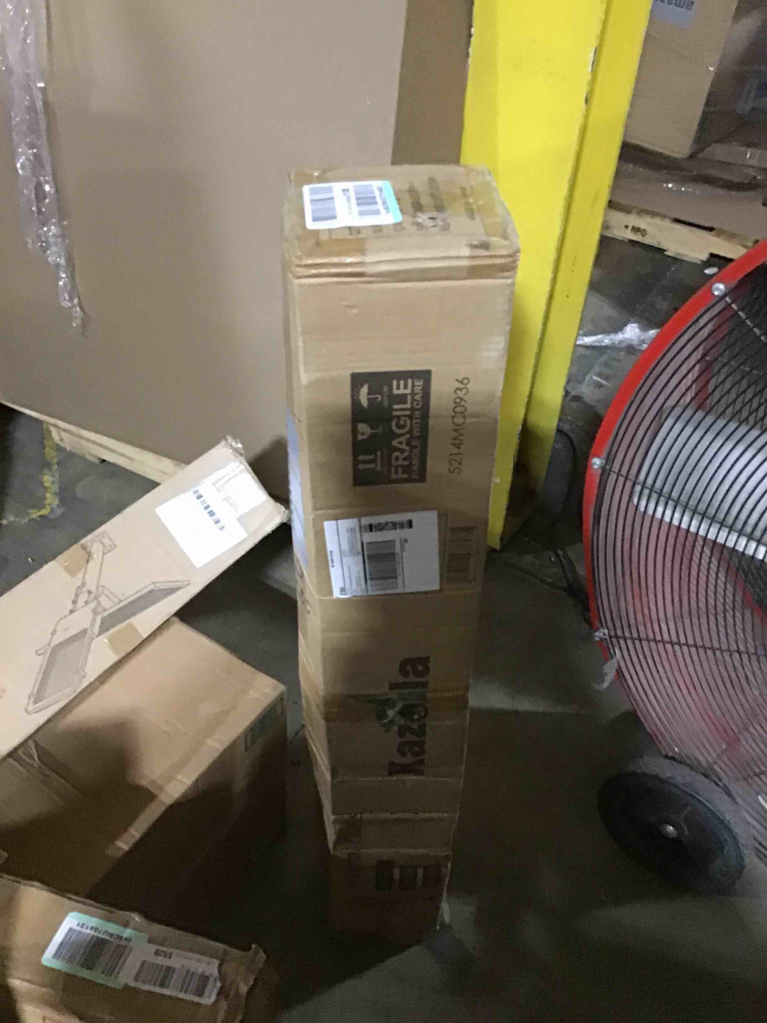 https://s3.amazonaws.com/lotting-images-prod/bidfta/YEL6556614_1720297997490.jpeg