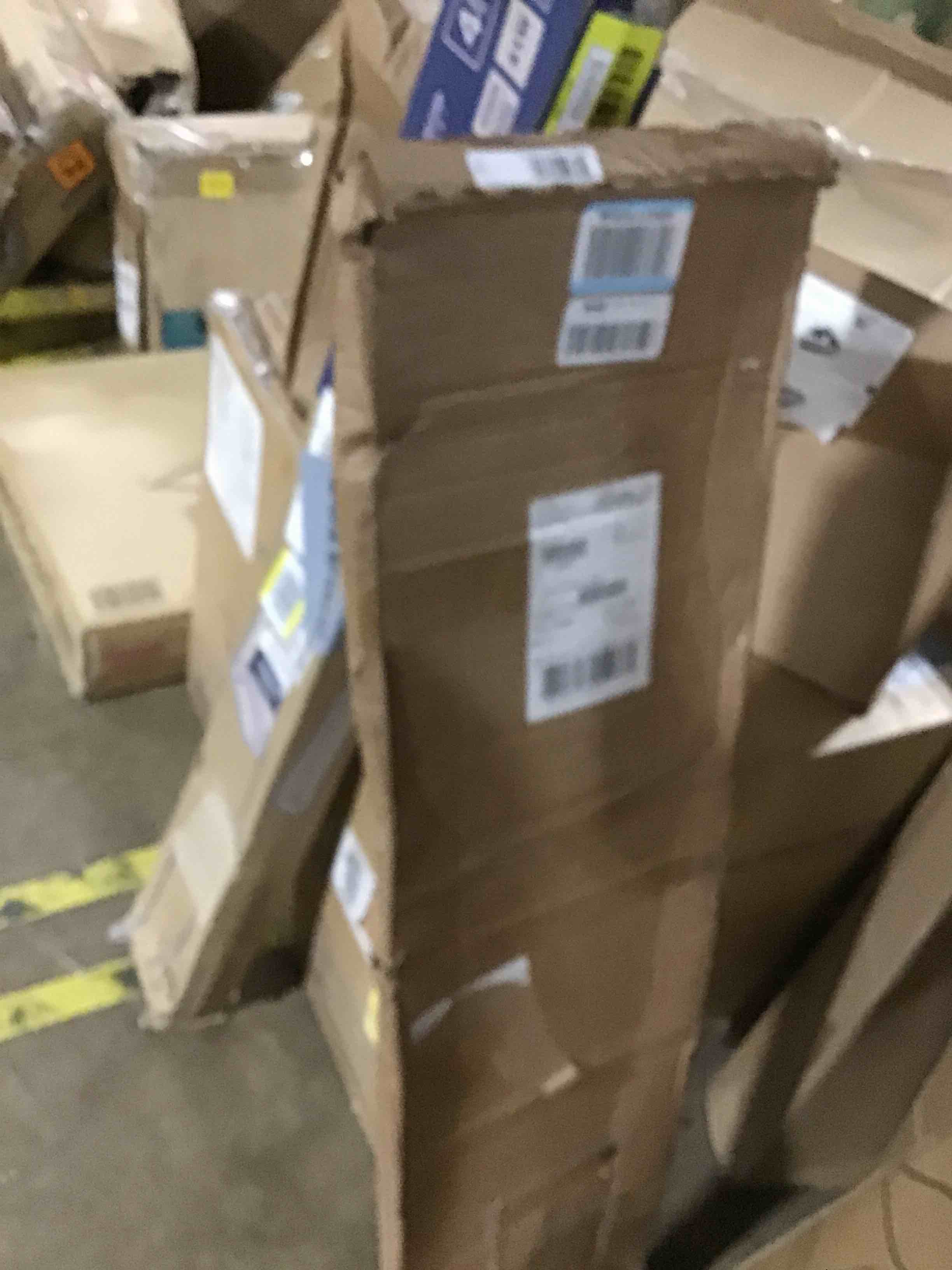 https://s3.amazonaws.com/lotting-images-prod/bidfta/YEL6556915_1722035510727.jpeg