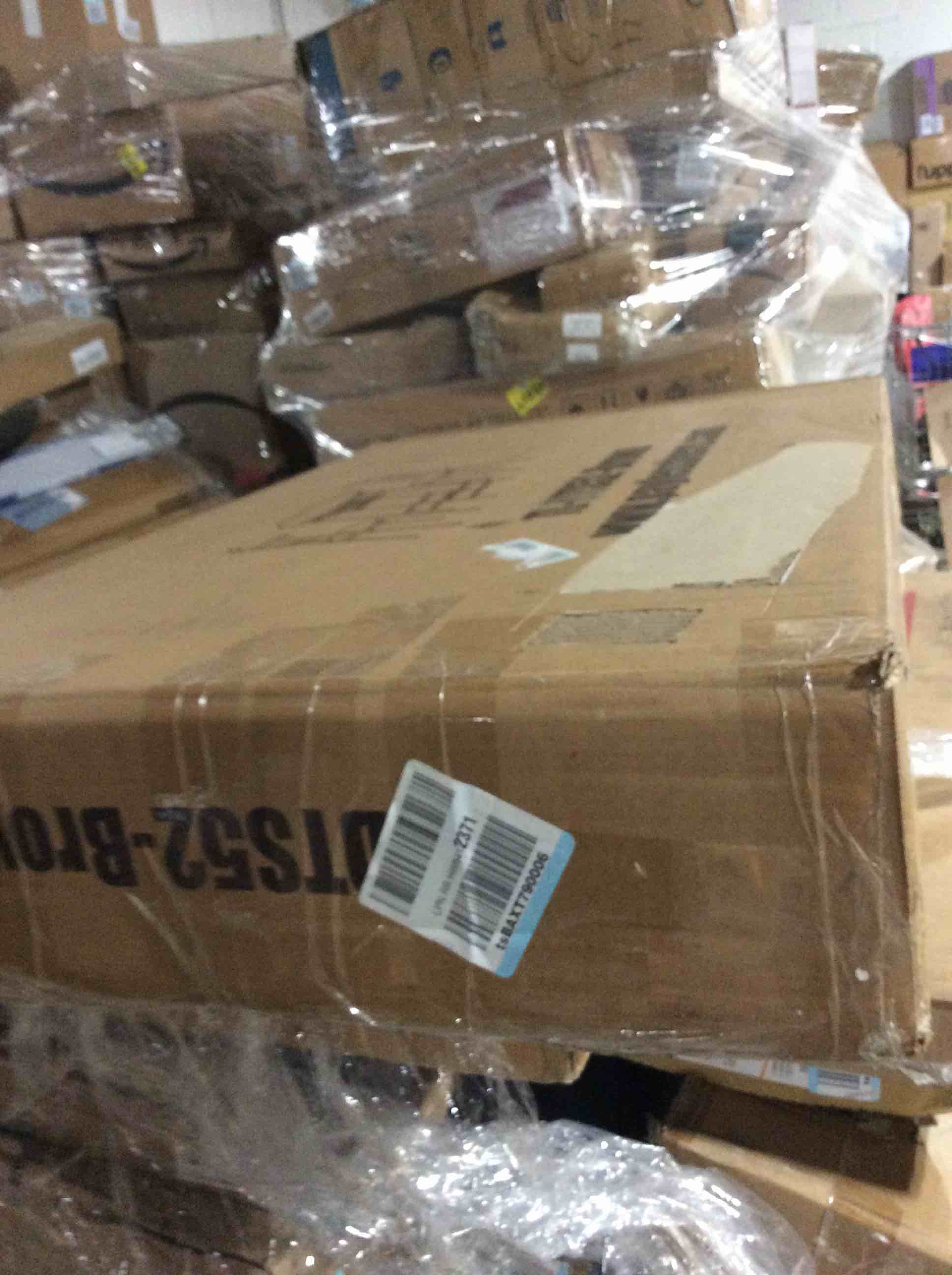 https://s3.amazonaws.com/lotting-images-prod/bidfta/YEL6557029_1722555723571.jpeg