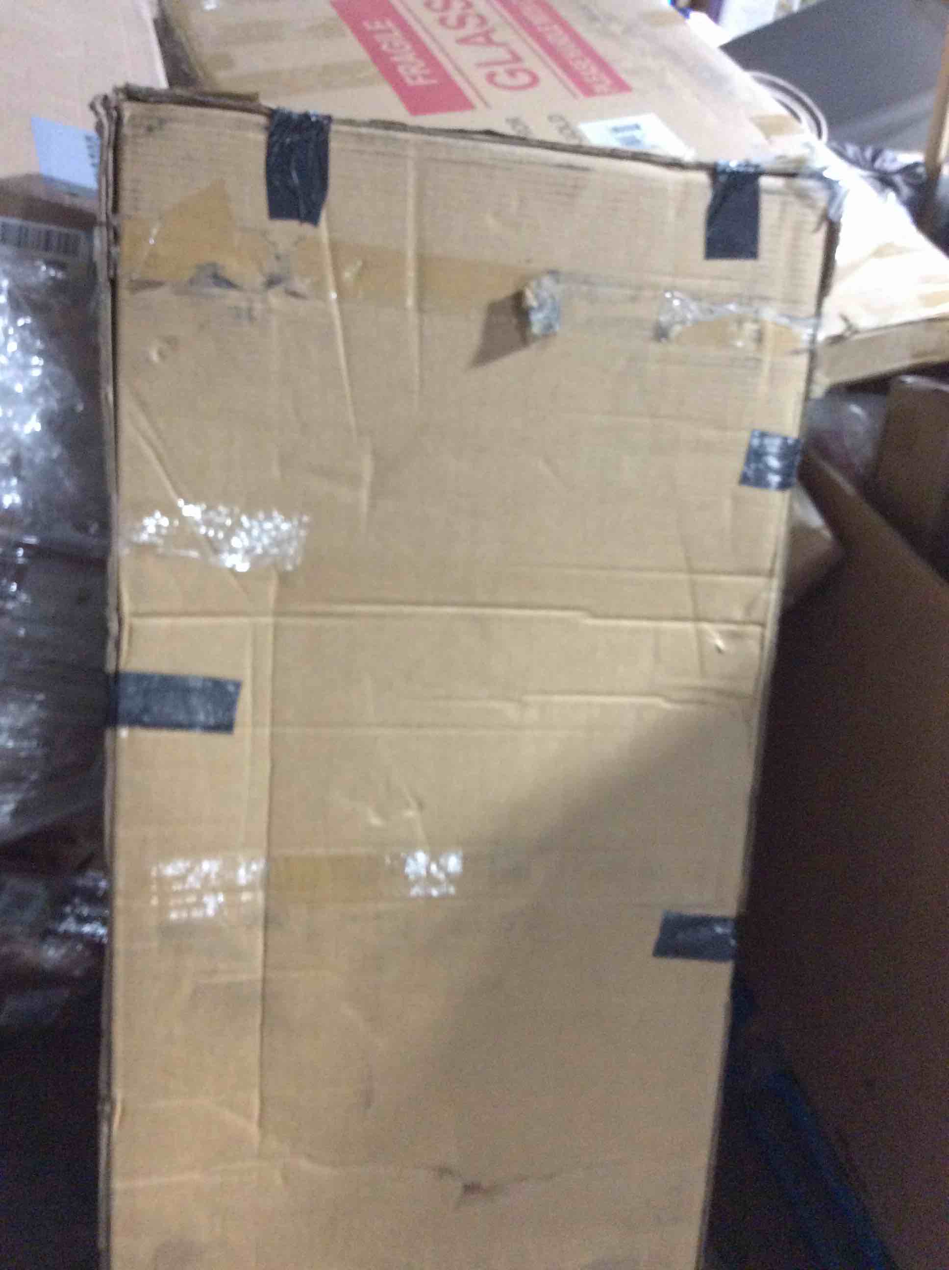 https://s3.amazonaws.com/lotting-images-prod/bidfta/YEL6557030_1722555781275.jpeg