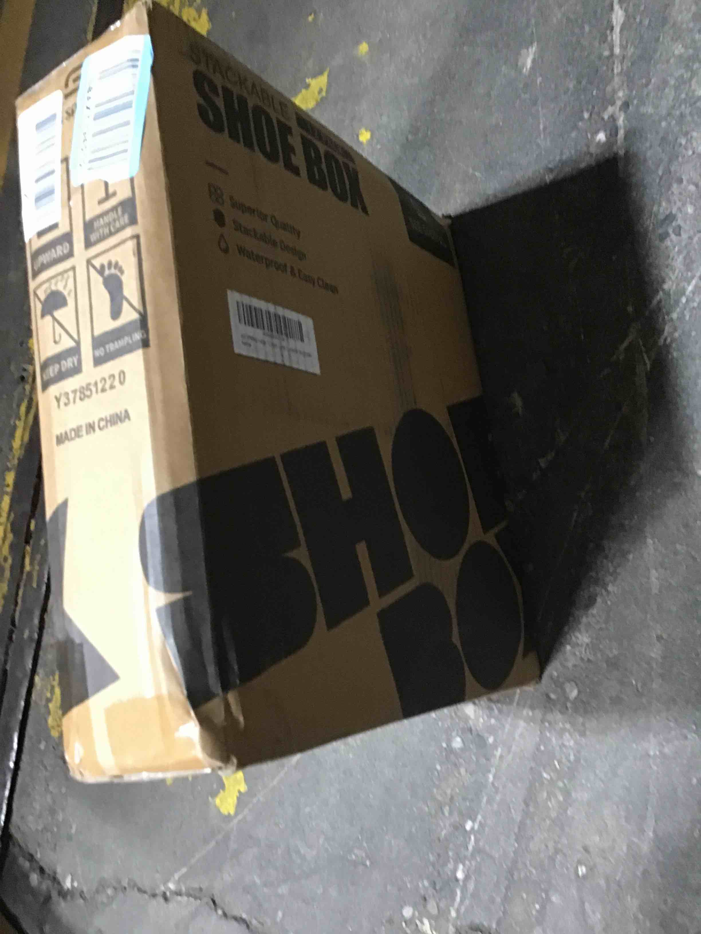 https://s3.amazonaws.com/lotting-images-prod/bidfta/YEL6558728_1718301725821.jpeg