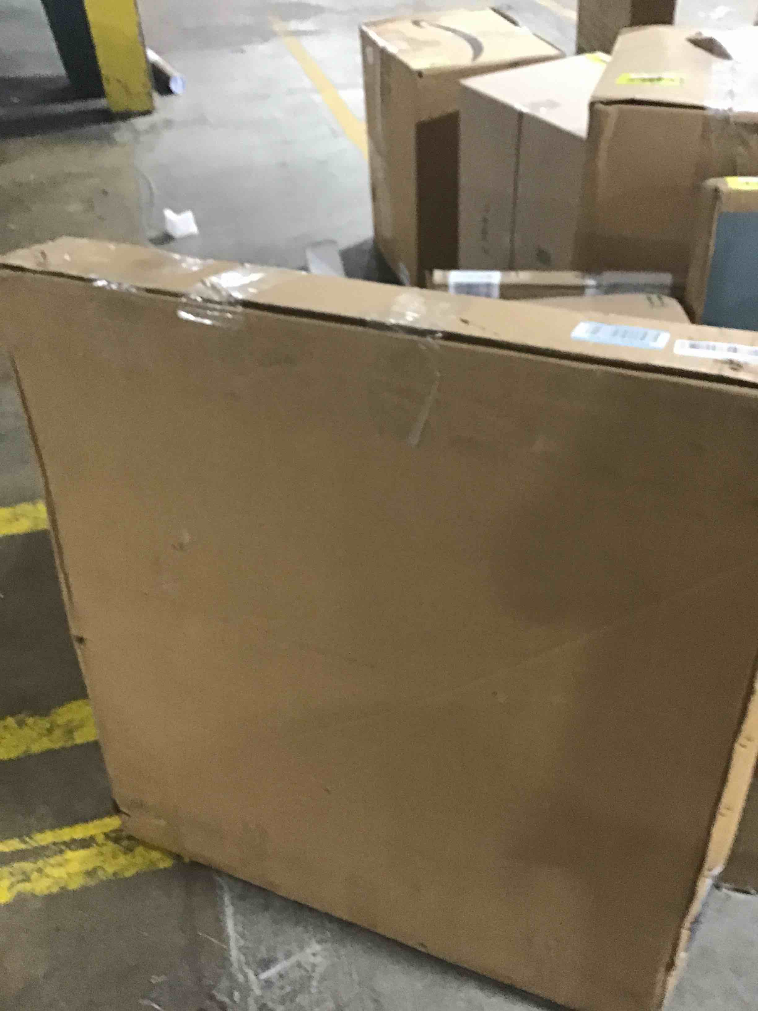 https://s3.amazonaws.com/lotting-images-prod/bidfta/YEL6558953_1718737654130.jpeg