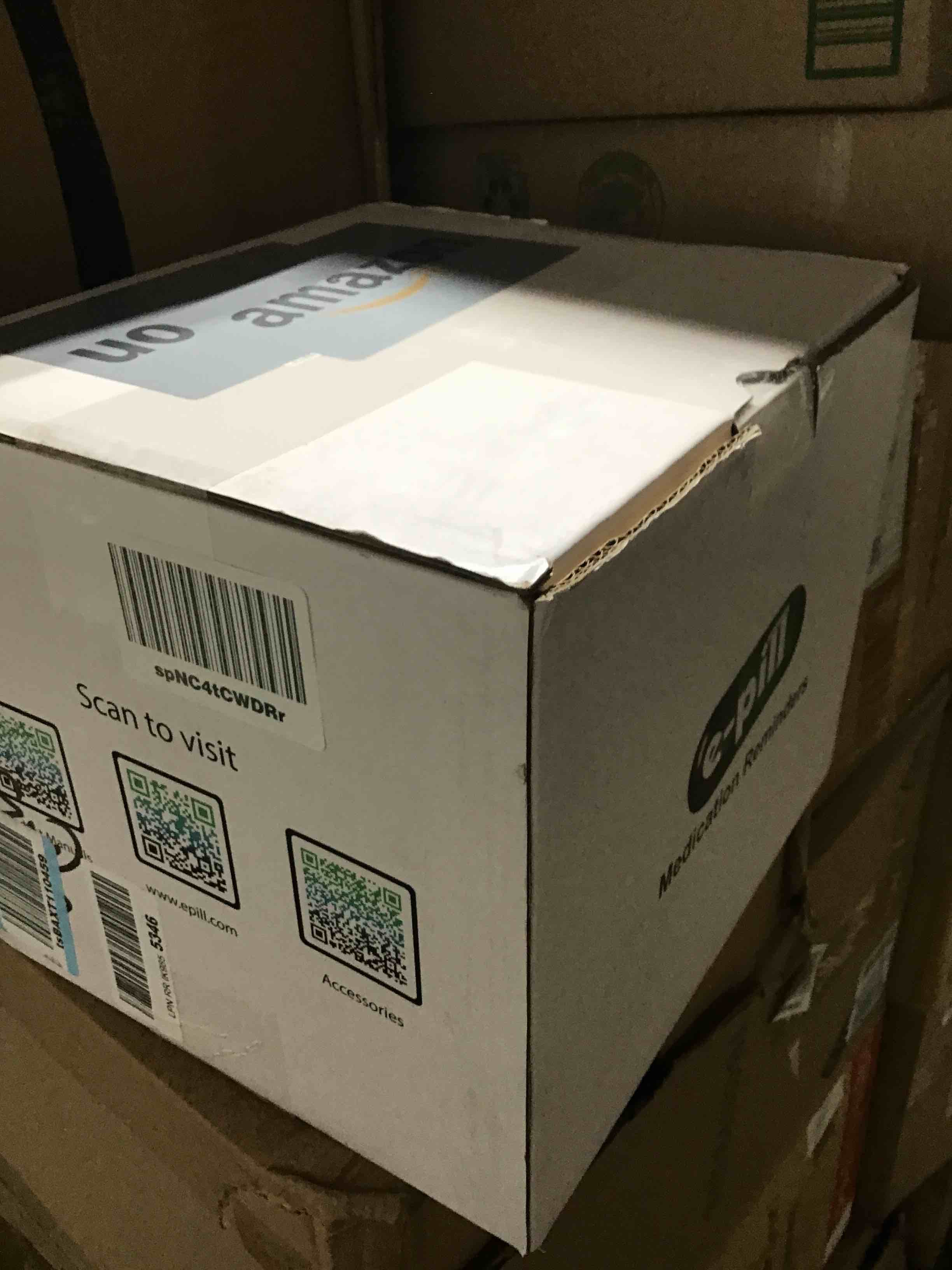https://s3.amazonaws.com/lotting-images-prod/bidfta/YEL6559199_1719858975548.jpeg