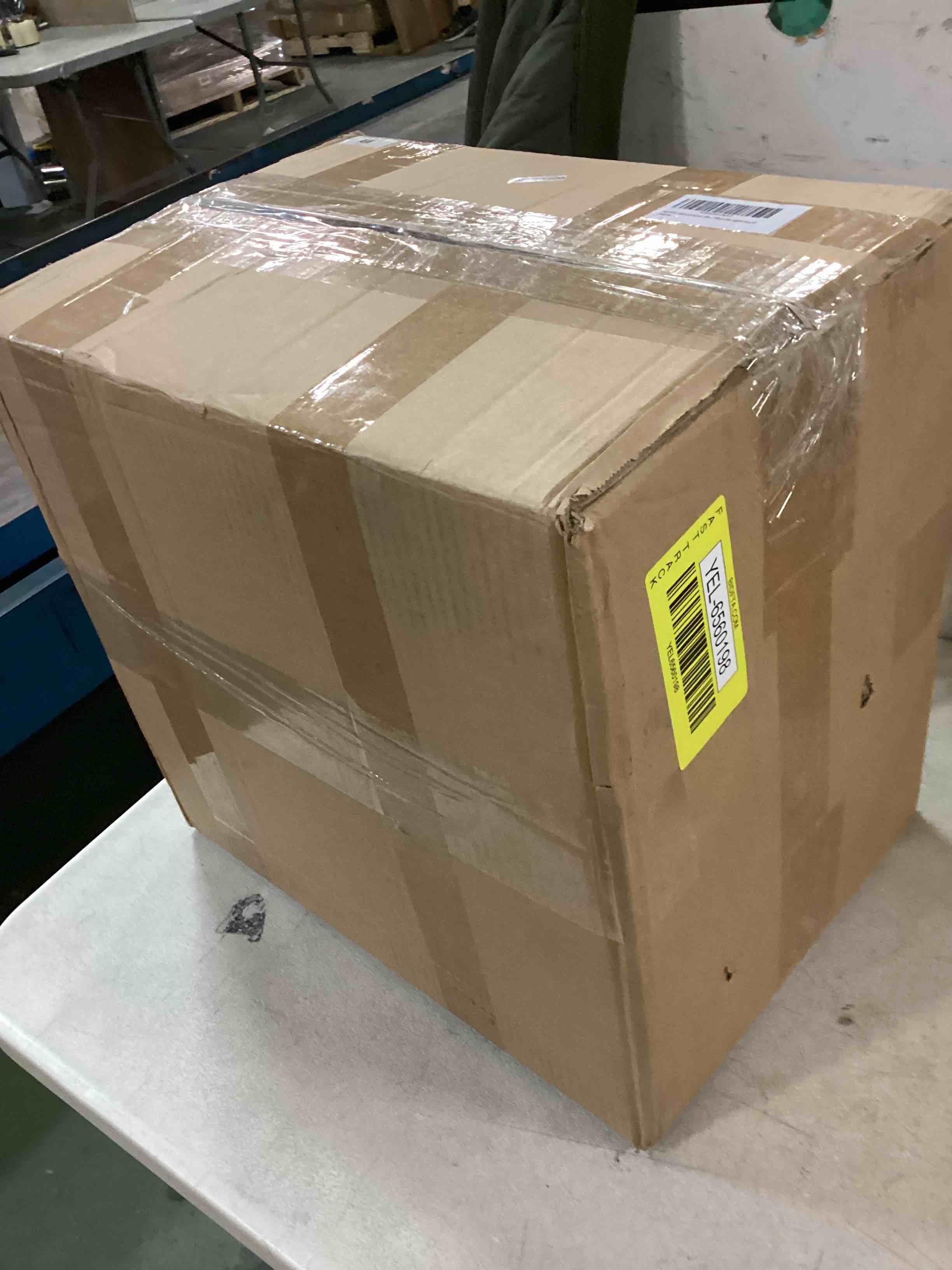 https://s3.amazonaws.com/lotting-images-prod/bidfta/YEL6560198_1716032187941.jpeg