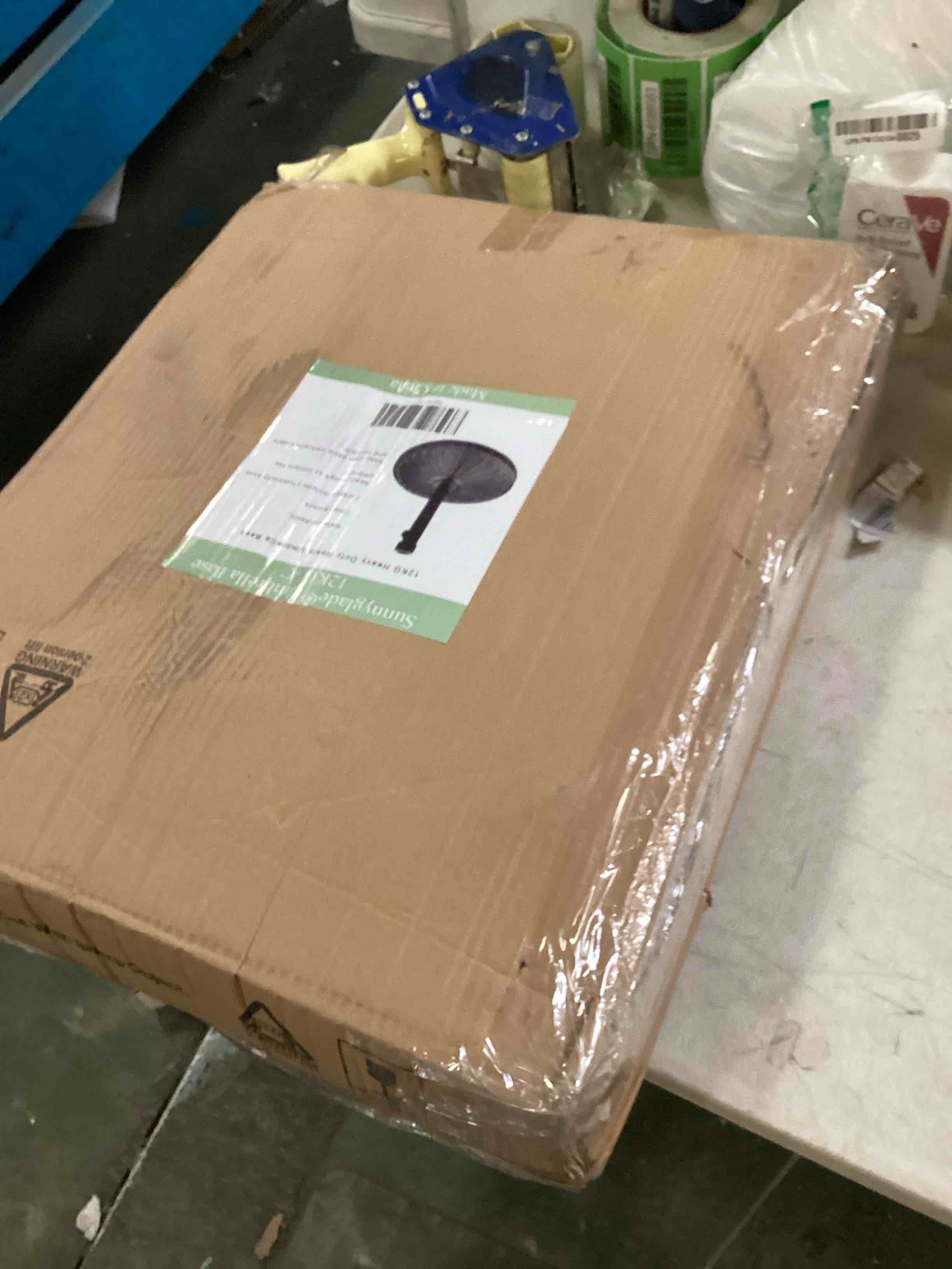 https://s3.amazonaws.com/lotting-images-prod/bidfta/YEL6560366_1716056988246.jpeg