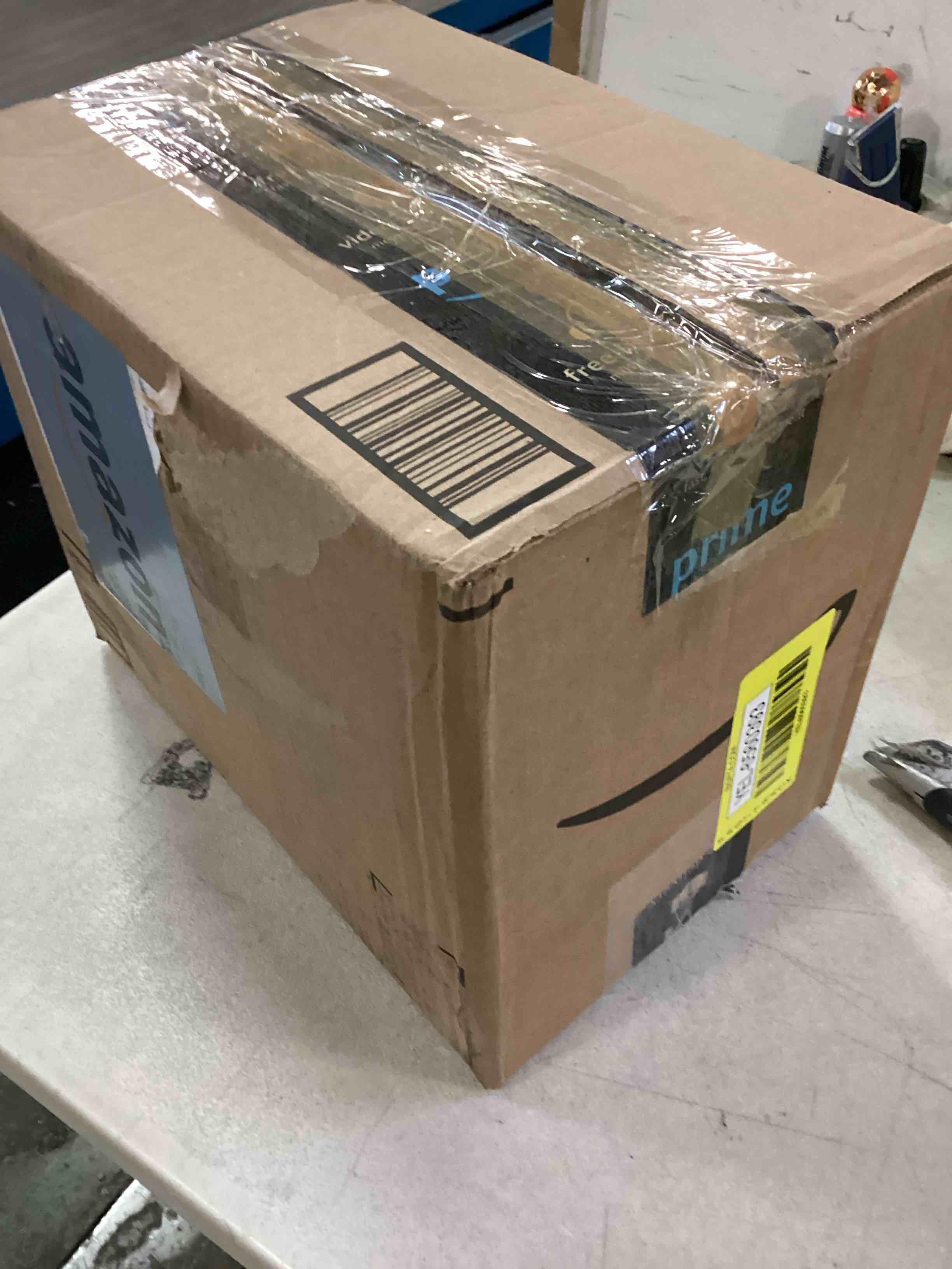 https://s3.amazonaws.com/lotting-images-prod/bidfta/YEL6560393_1716058489274.jpeg