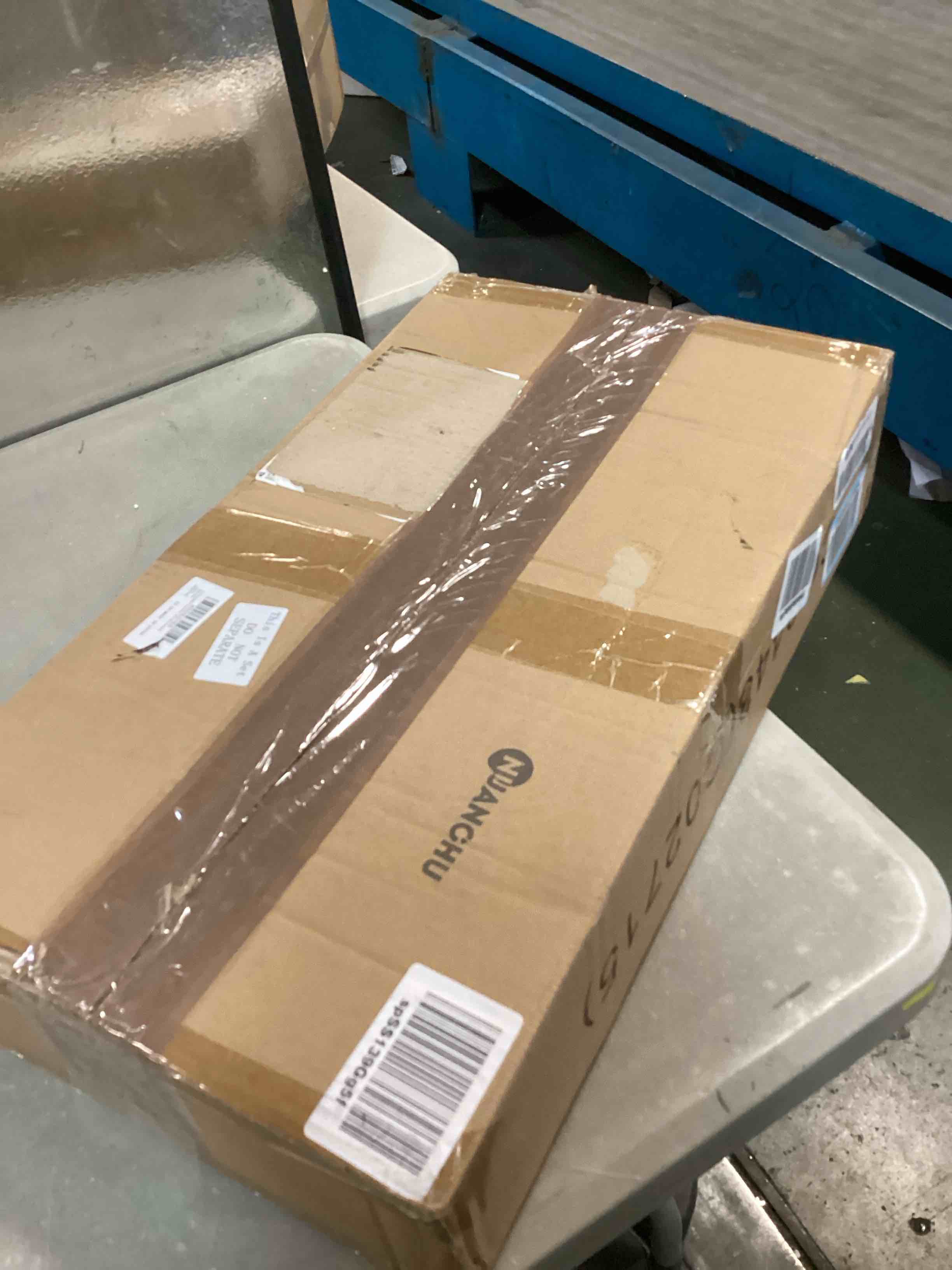 https://s3.amazonaws.com/lotting-images-prod/bidfta/YEL6561484_1717263694683.jpeg