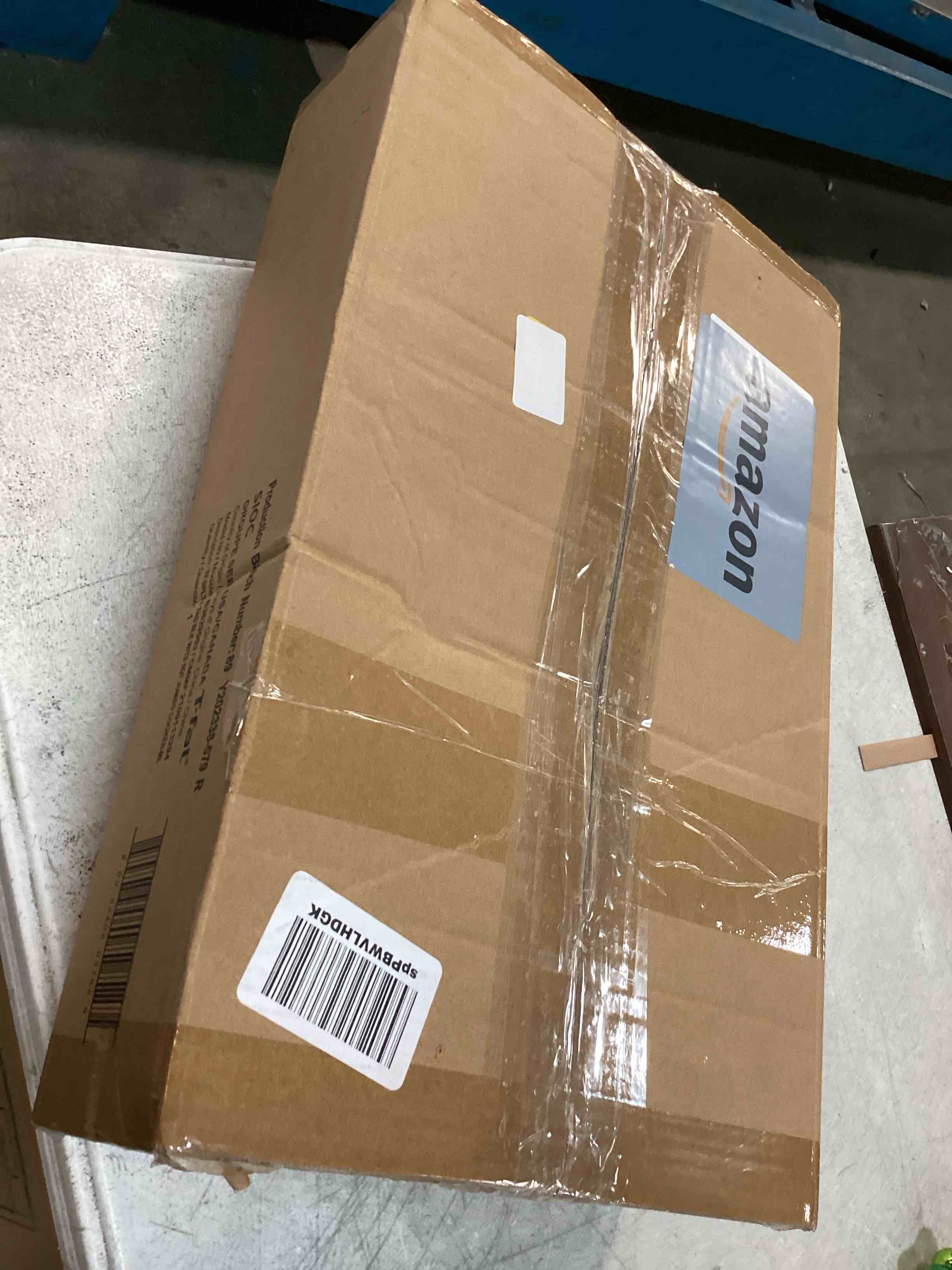 https://s3.amazonaws.com/lotting-images-prod/bidfta/YEL6562488_1717699902438.jpeg