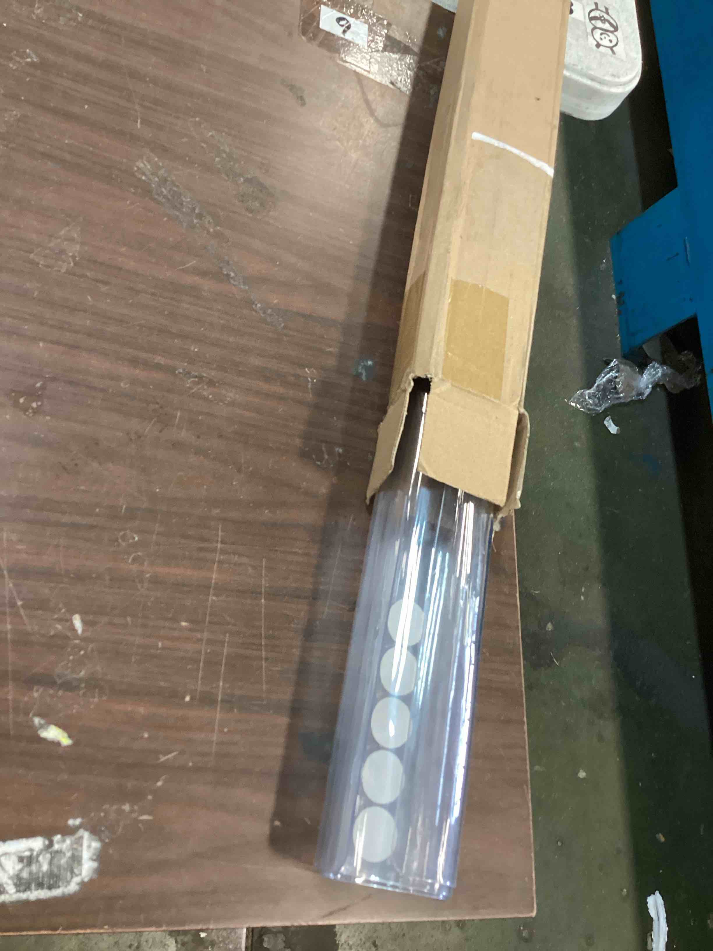 https://s3.amazonaws.com/lotting-images-prod/bidfta/YEL6562712_1717781767256.jpeg