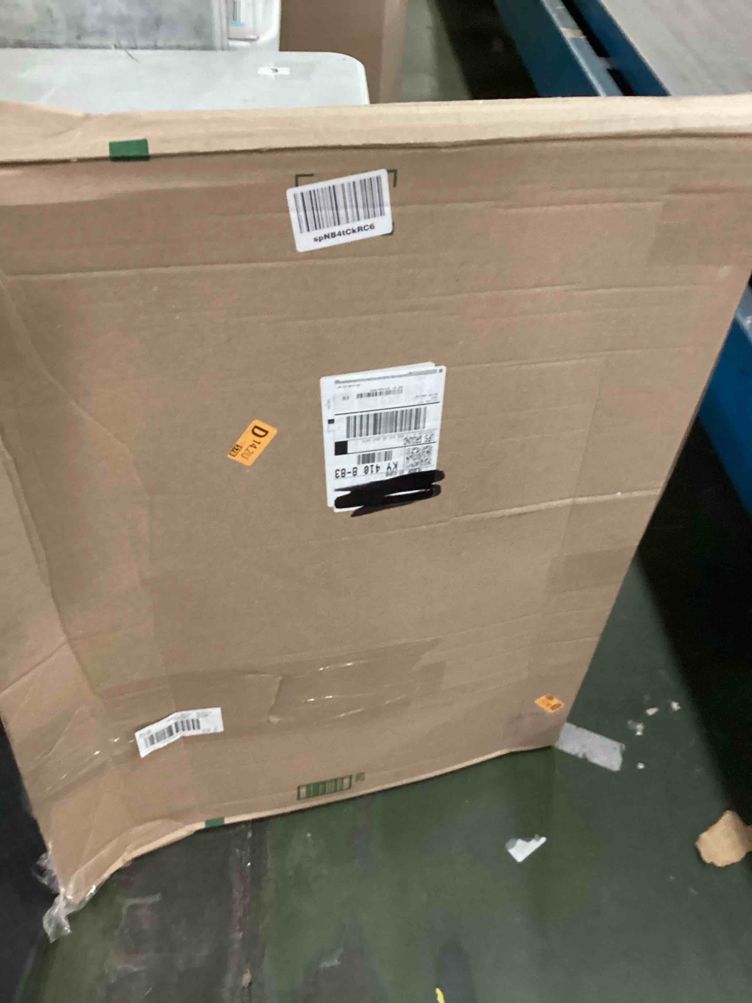 https://s3.amazonaws.com/lotting-images-prod/bidfta/YEL6563239_1718366479611.jpeg