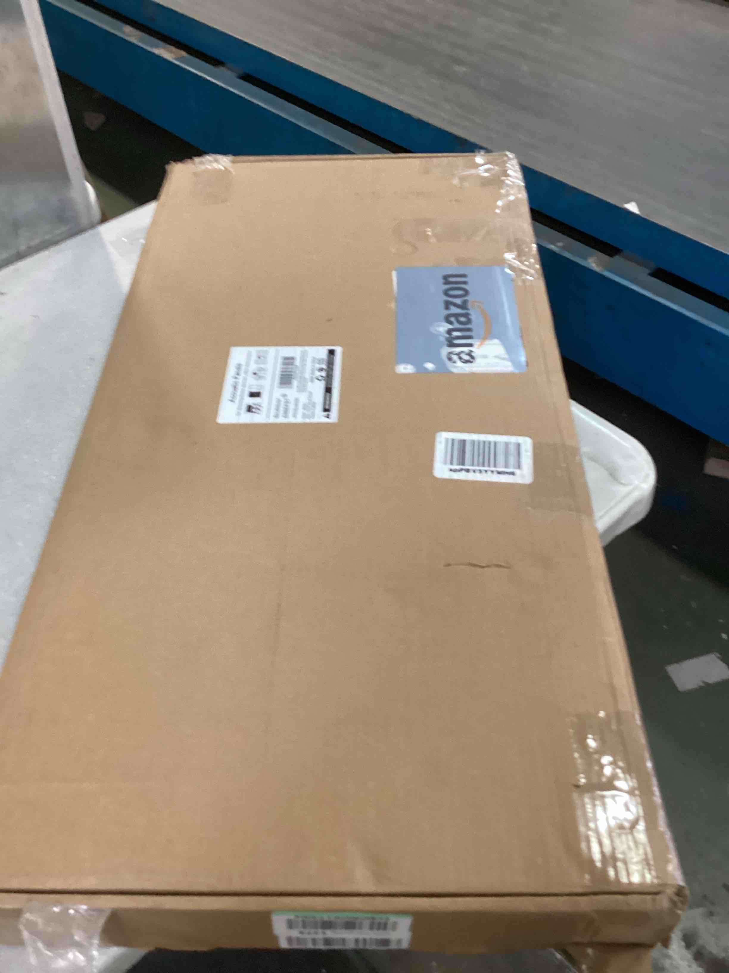 https://s3.amazonaws.com/lotting-images-prod/bidfta/YEL6563397_1718385514365.jpeg