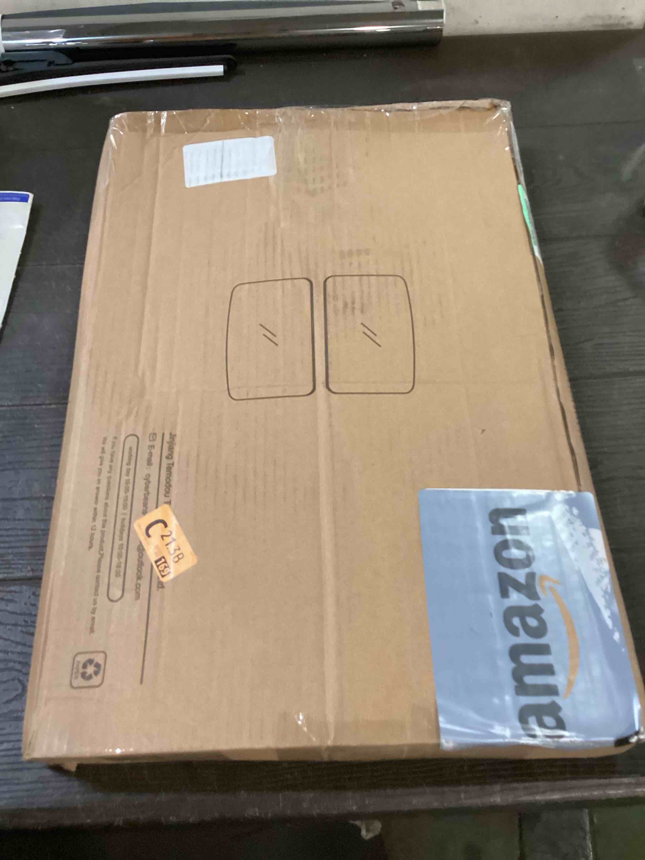 https://s3.amazonaws.com/lotting-images-prod/bidfta/YEL6563811_1718634625956.jpeg