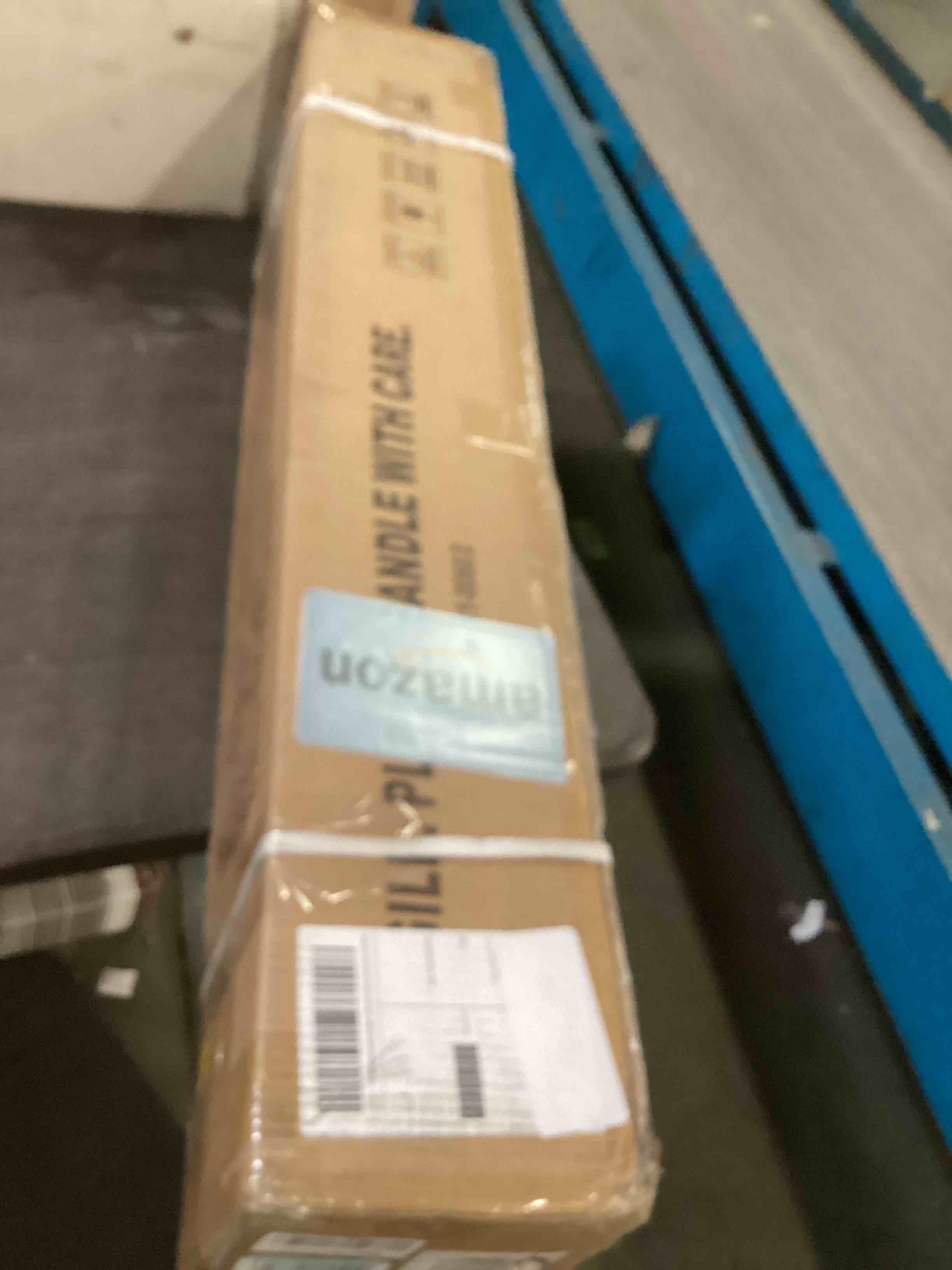 https://s3.amazonaws.com/lotting-images-prod/bidfta/YEL6563915_1718649143854.jpeg