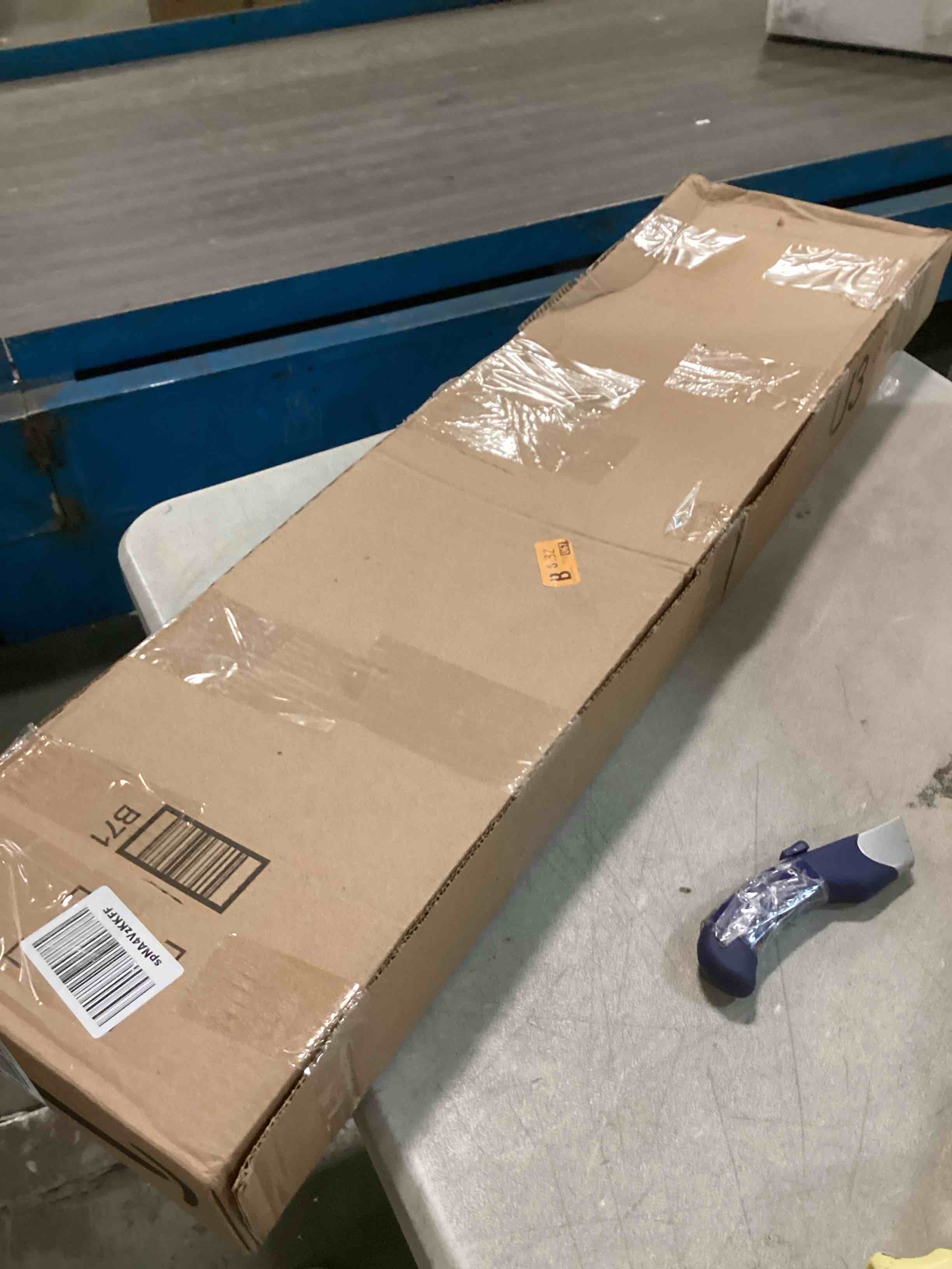 https://s3.amazonaws.com/lotting-images-prod/bidfta/YEL6563961_1718709543182.jpeg