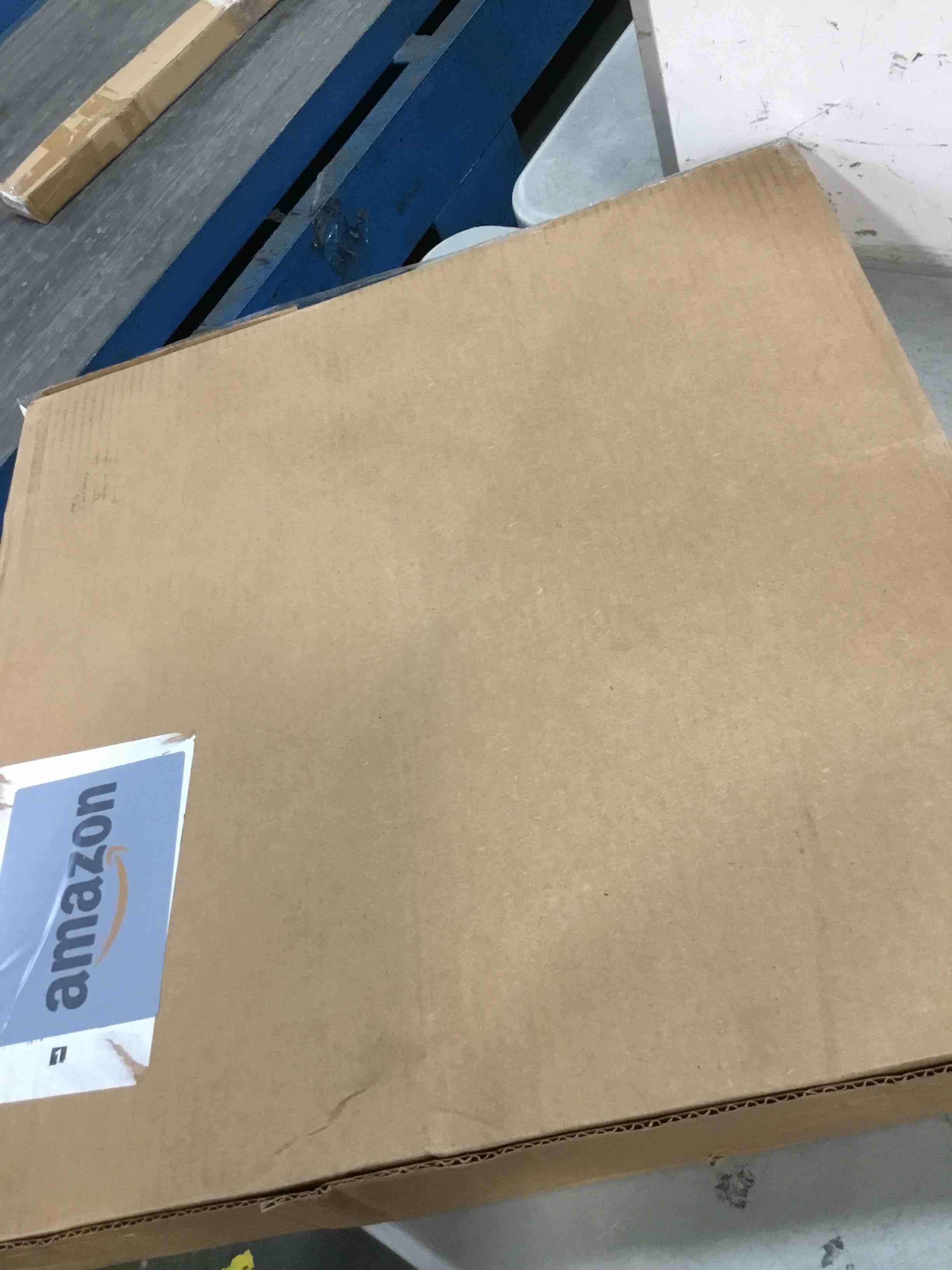 https://s3.amazonaws.com/lotting-images-prod/bidfta/YEL6564696_1716555582625.jpeg